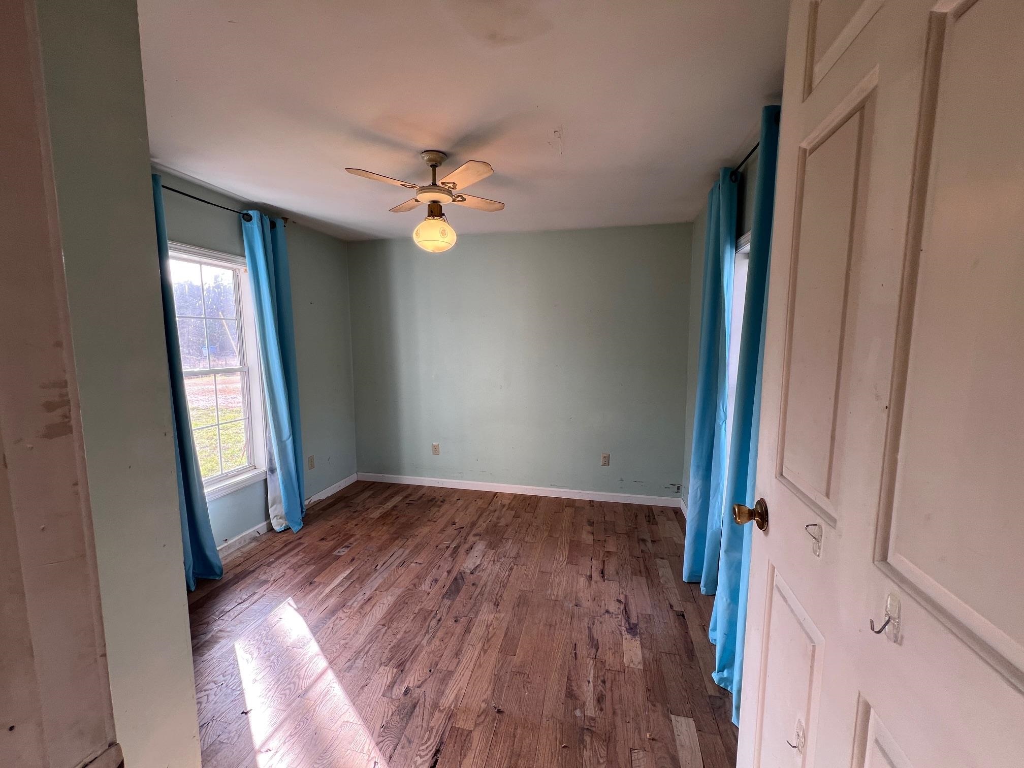 285 Dog Young Road Mountain View, AR 72560