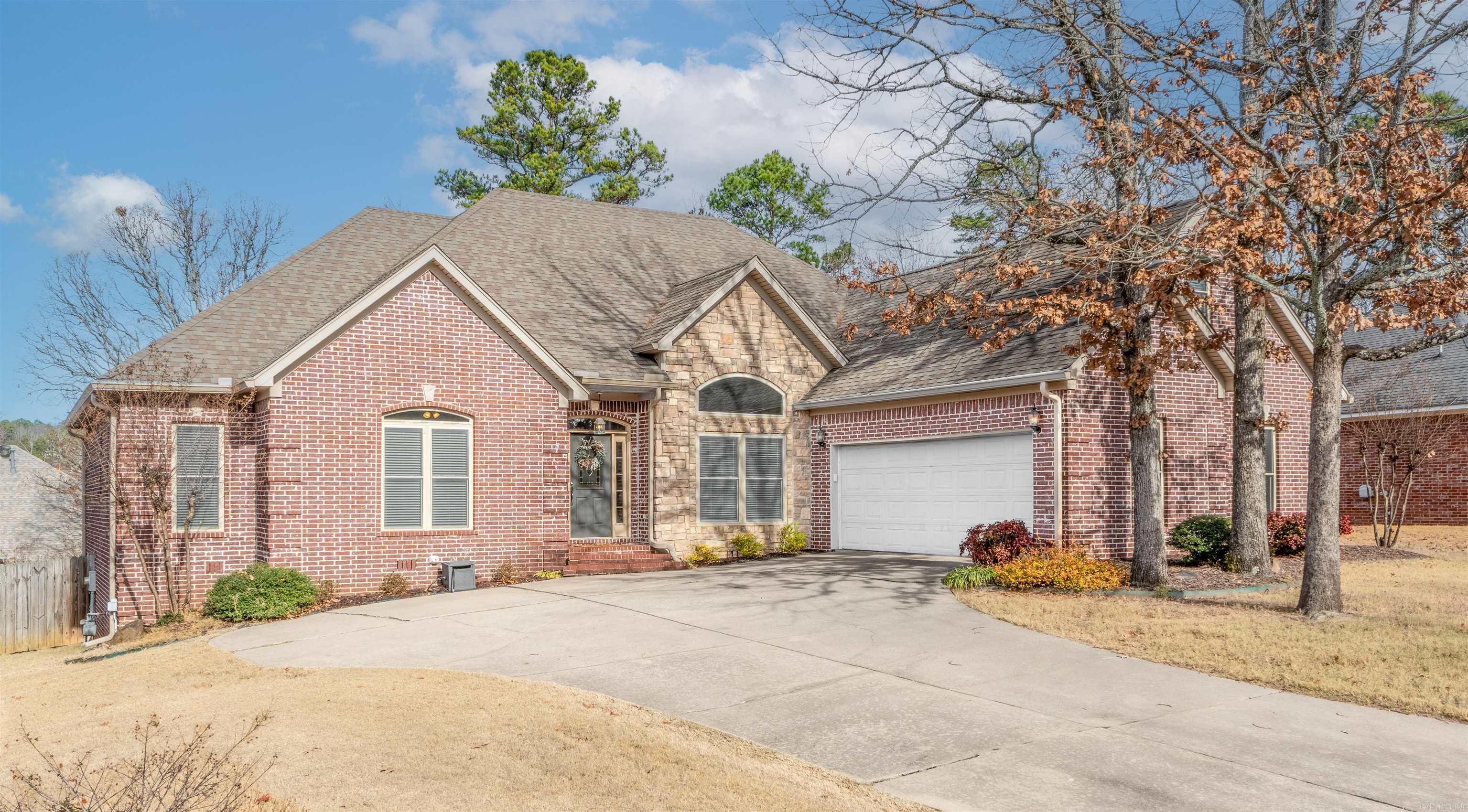 40 Sugarloaf  Maumelle, AR