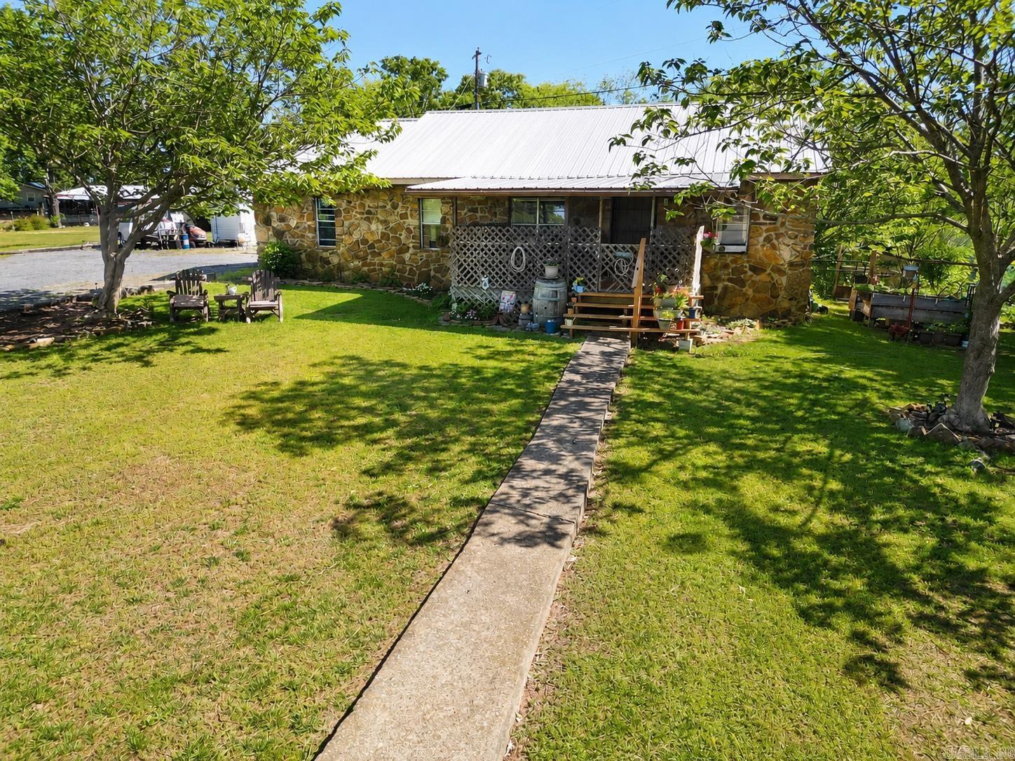 181 Trout Farm Road Marshall, AR 72650