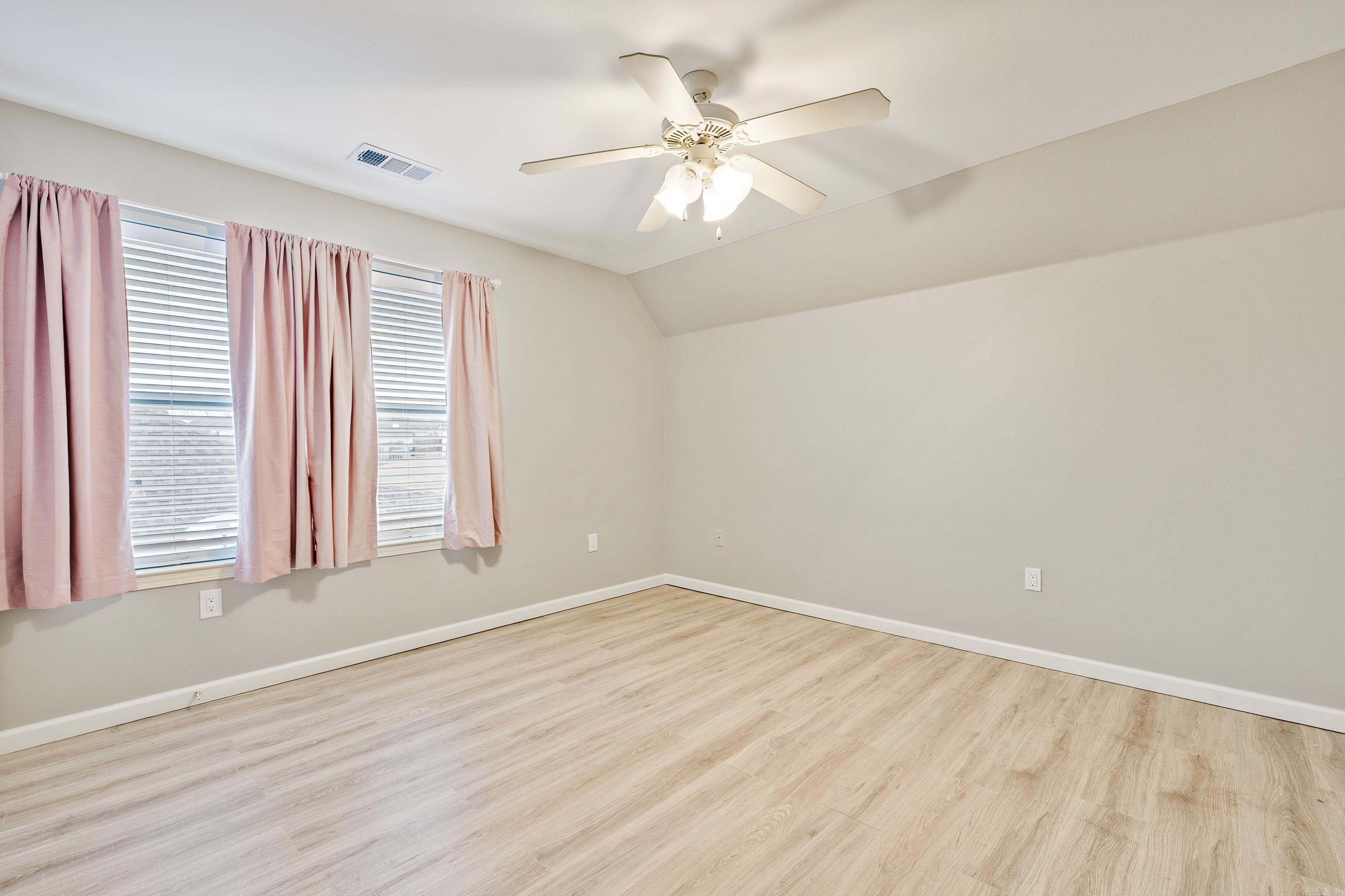 222 Pleasant Holly  Benton, AR