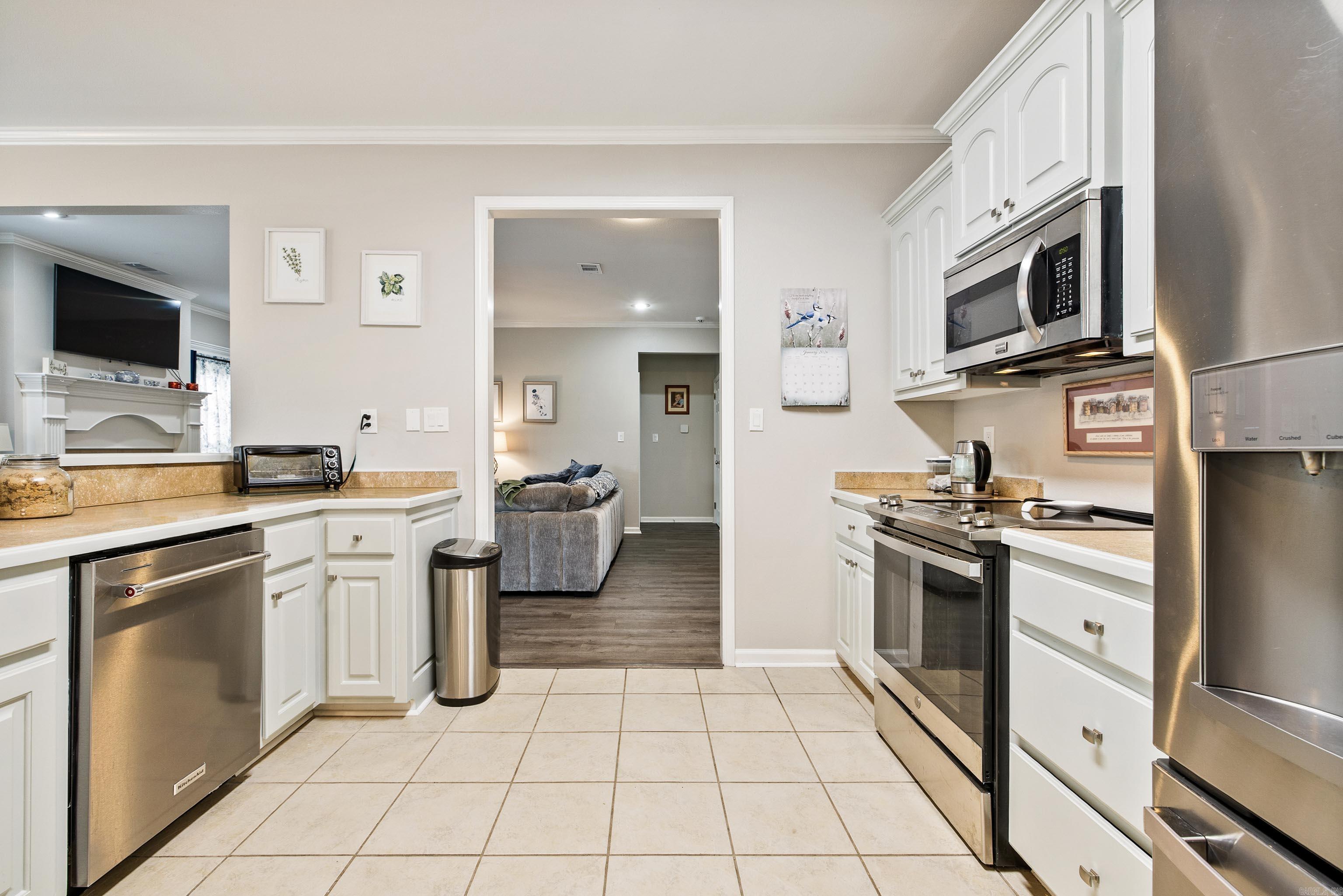 222 Pleasant Holly  Benton, AR