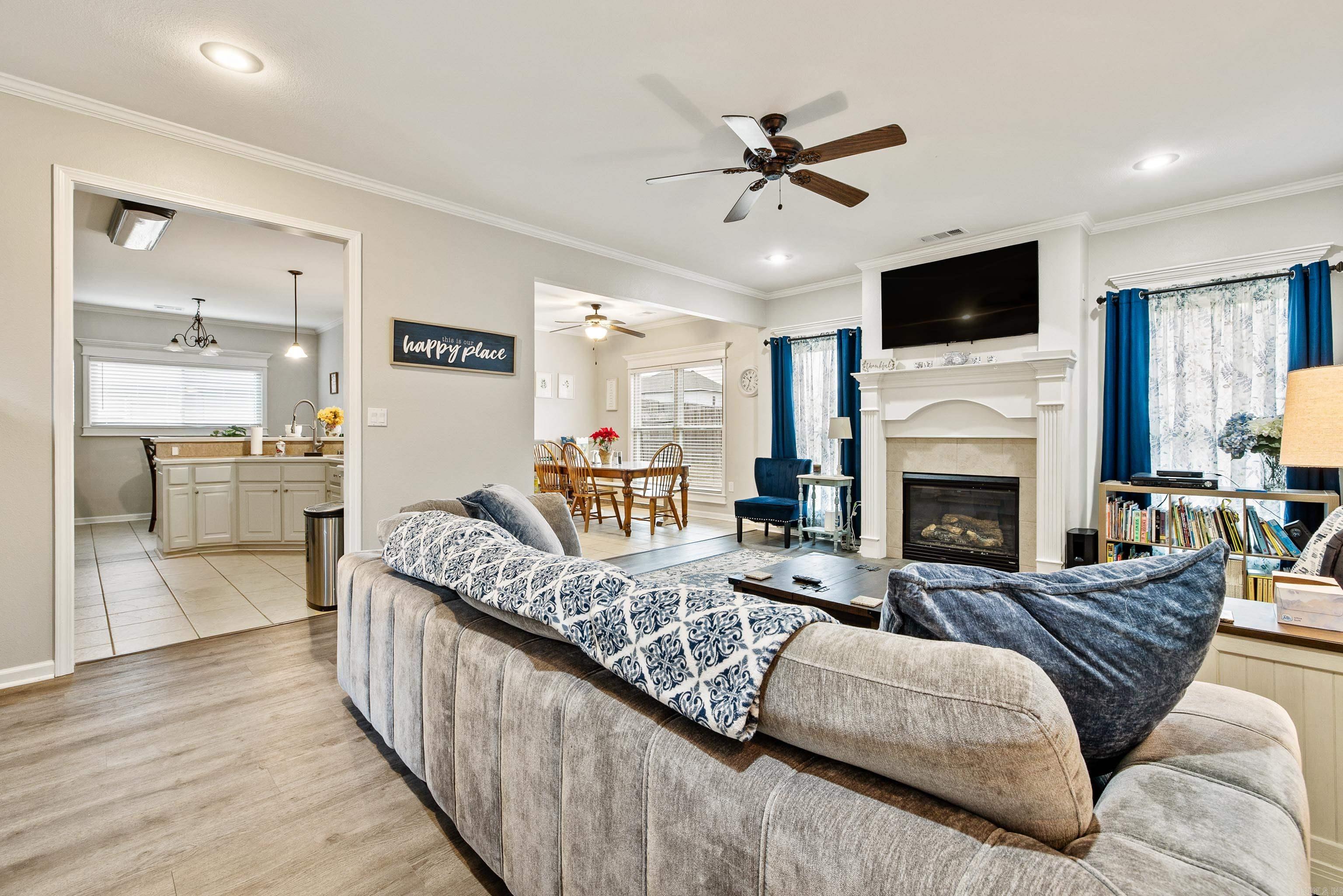 222 Pleasant Holly  Benton, AR