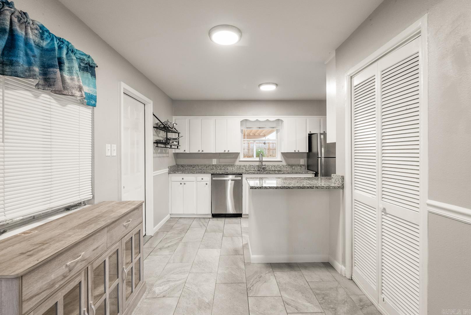 24 Broadmoor  Little Rock, AR