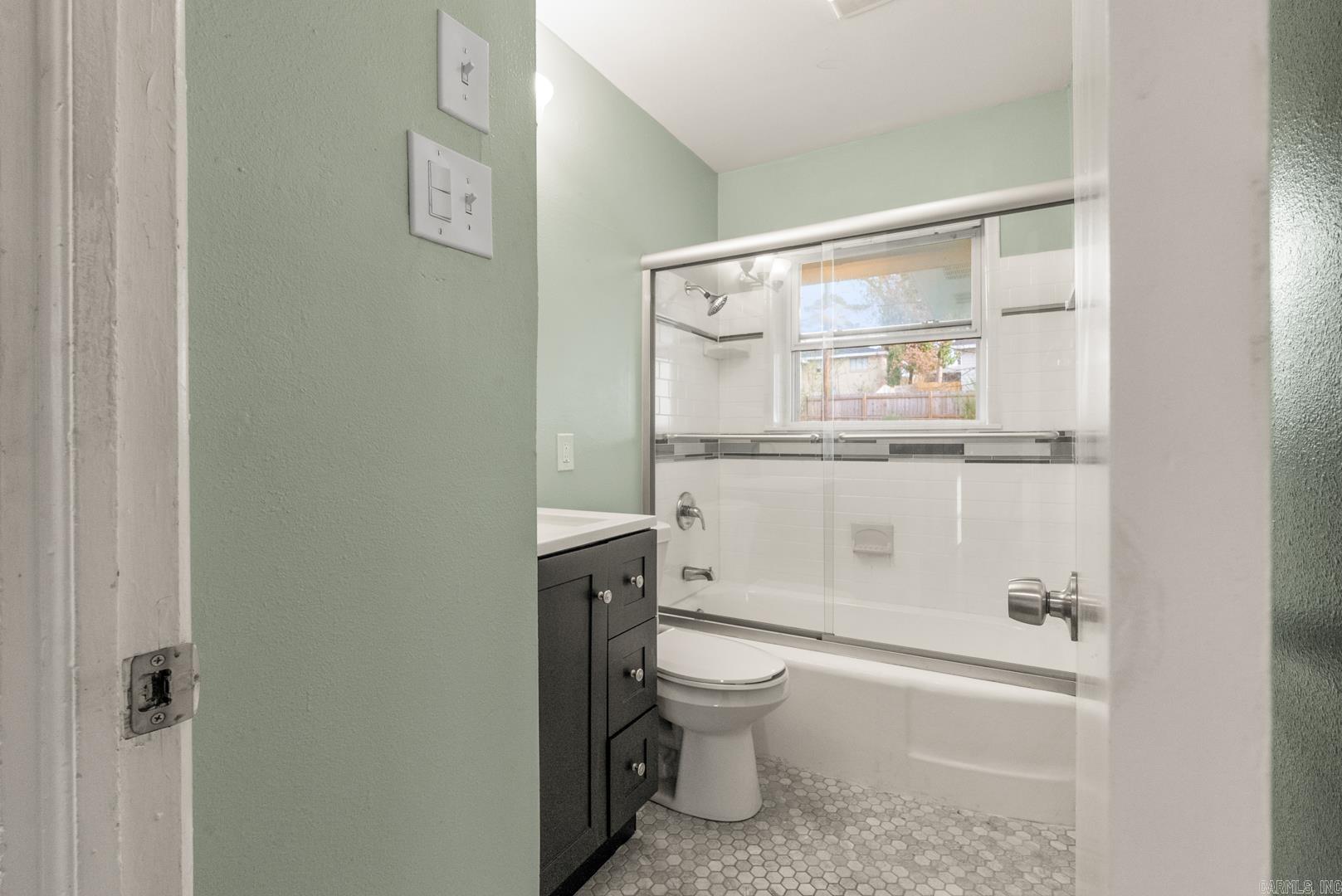 24 Broadmoor  Little Rock, AR