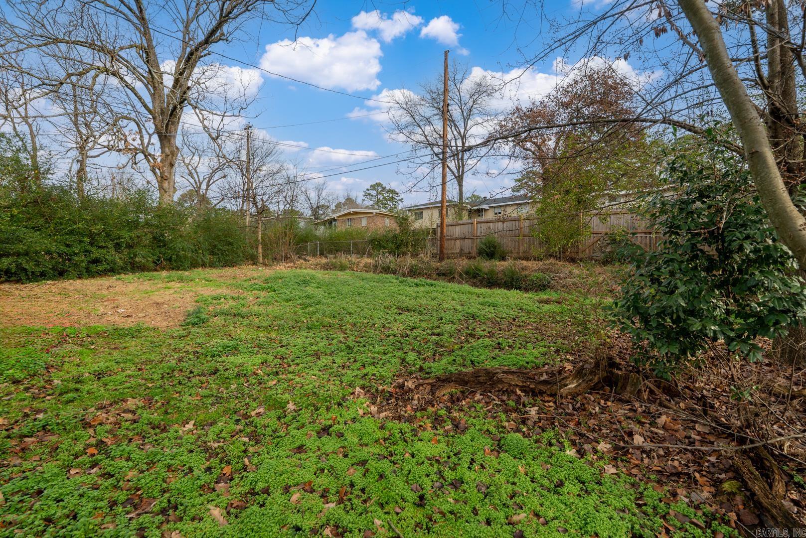 24 Broadmoor  Little Rock, AR