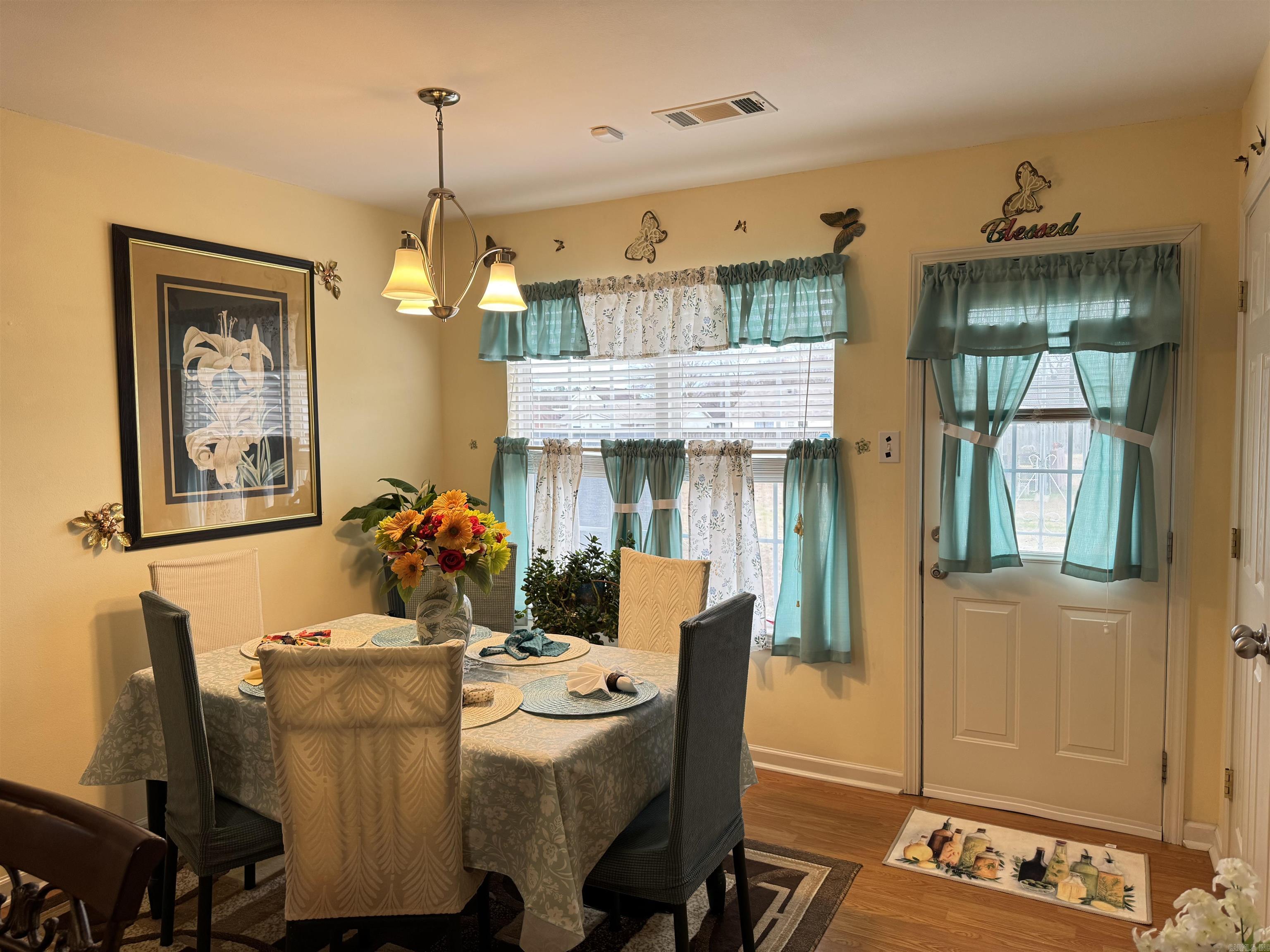 211 W Valentine  Jacksonville, AR