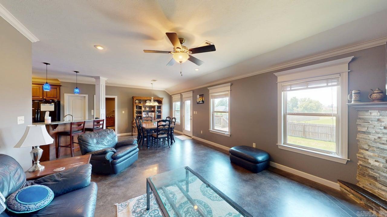 3 Corbin  Greenbrier, AR