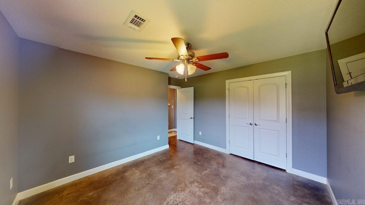 3 Corbin  Greenbrier, AR