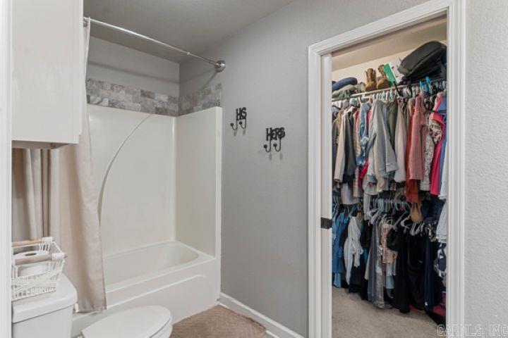 75 Huntington  Austin, AR