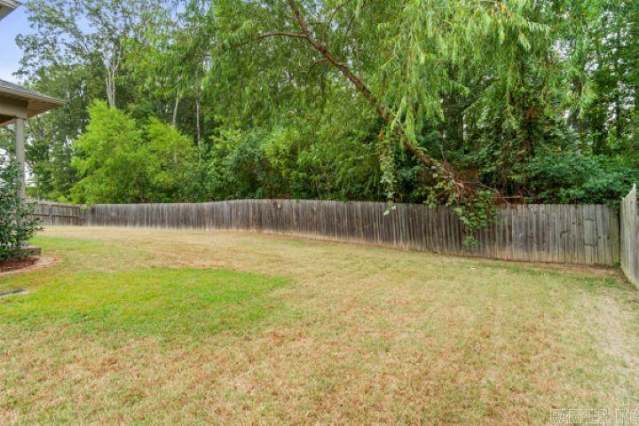 75 Huntington  Austin, AR