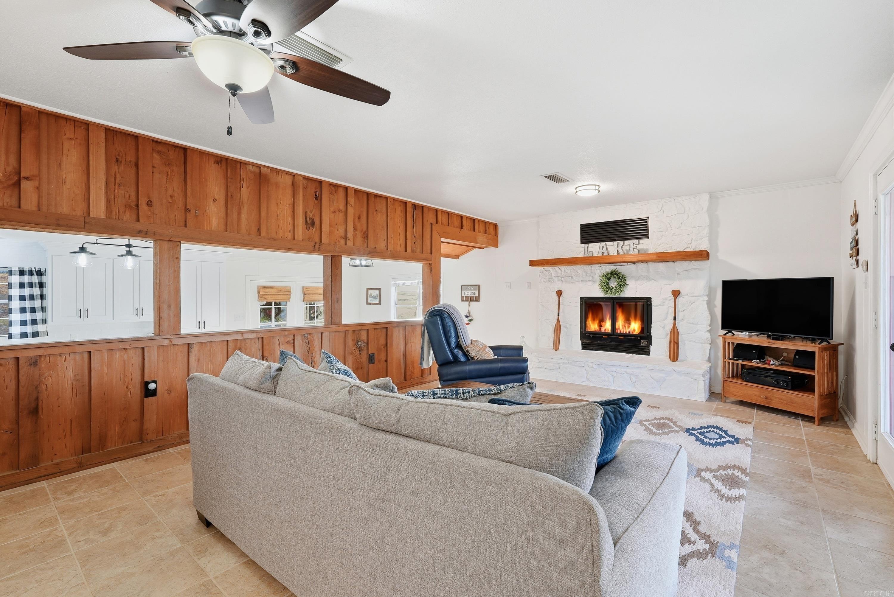 204 Burning Tree Rd. Greers Ferry, AR 72067