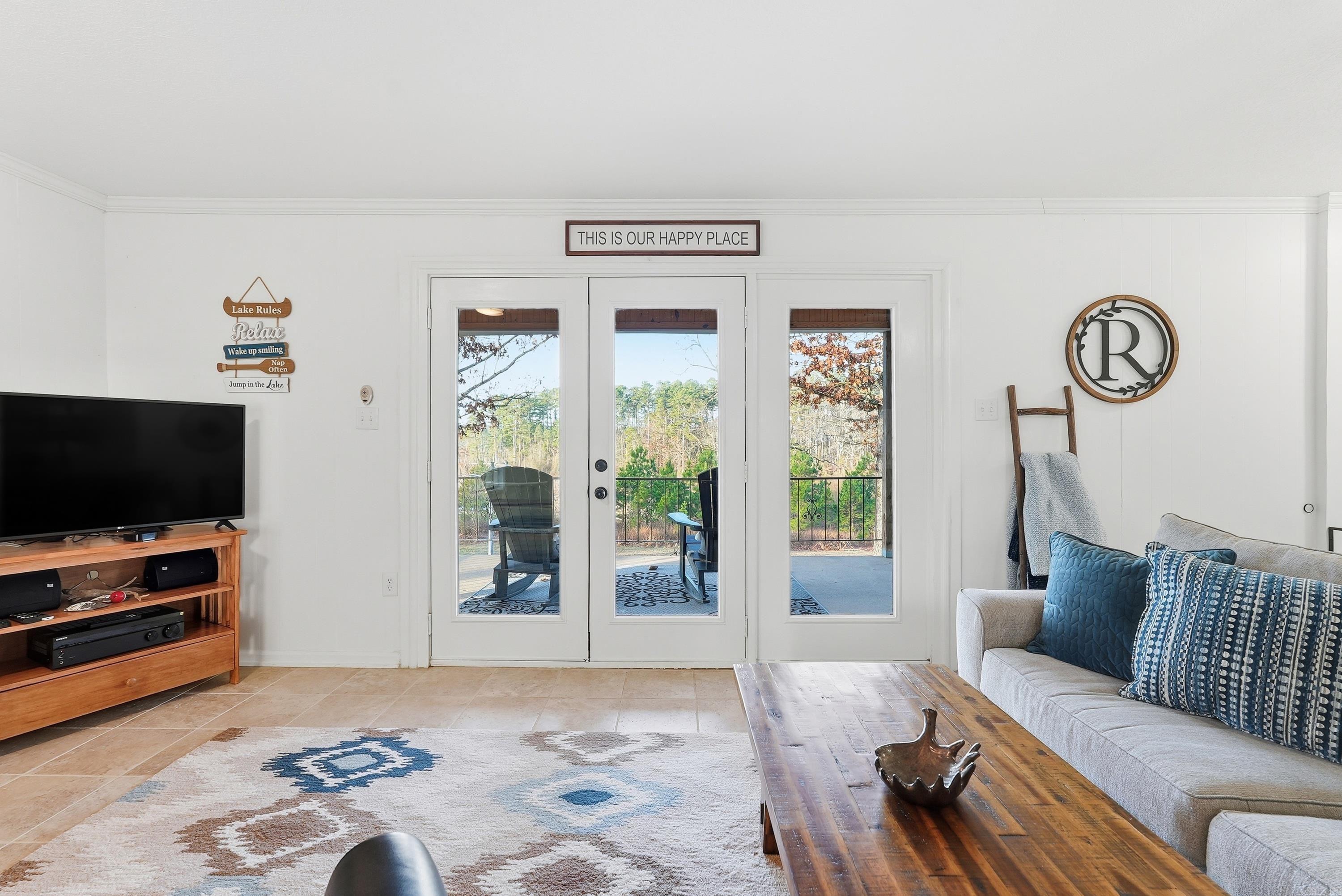 204 Burning Tree Rd. Greers Ferry, AR 72067