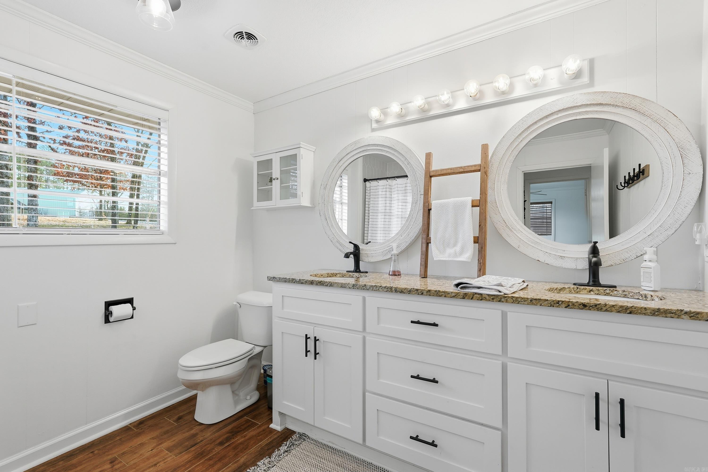 204 Burning Tree Rd. Greers Ferry, AR 72067