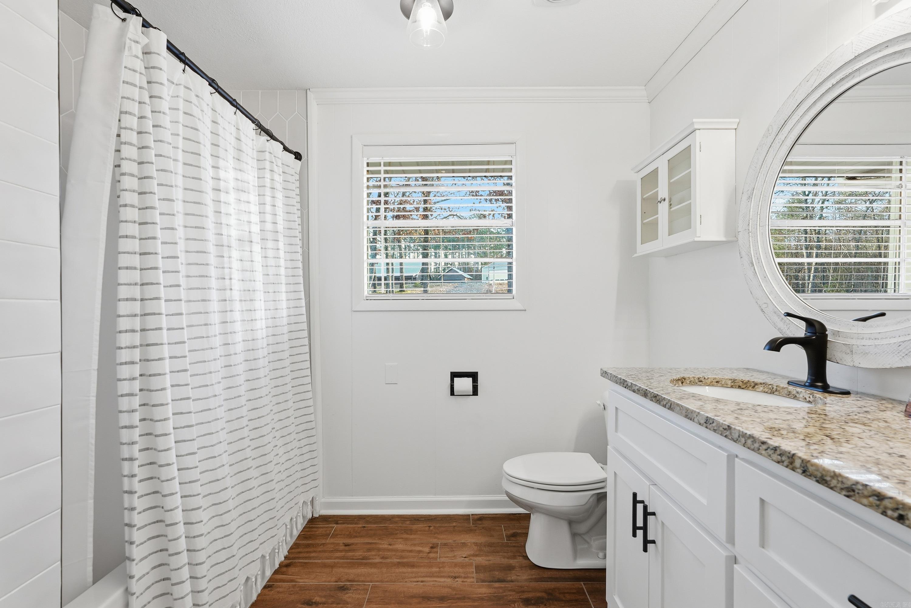 204 Burning Tree Rd. Greers Ferry, AR 72067