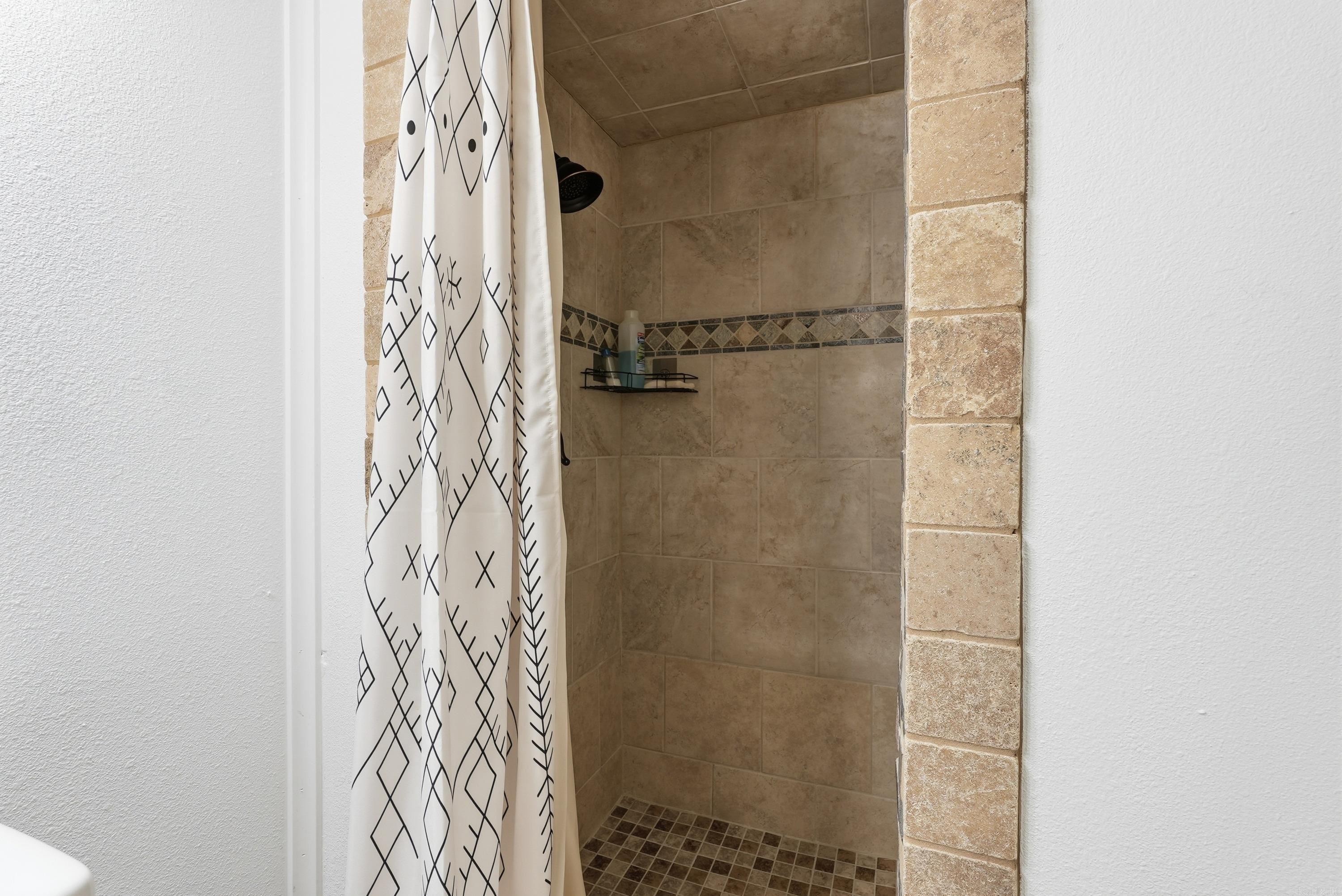 204 Burning Tree Rd. Greers Ferry, AR 72067