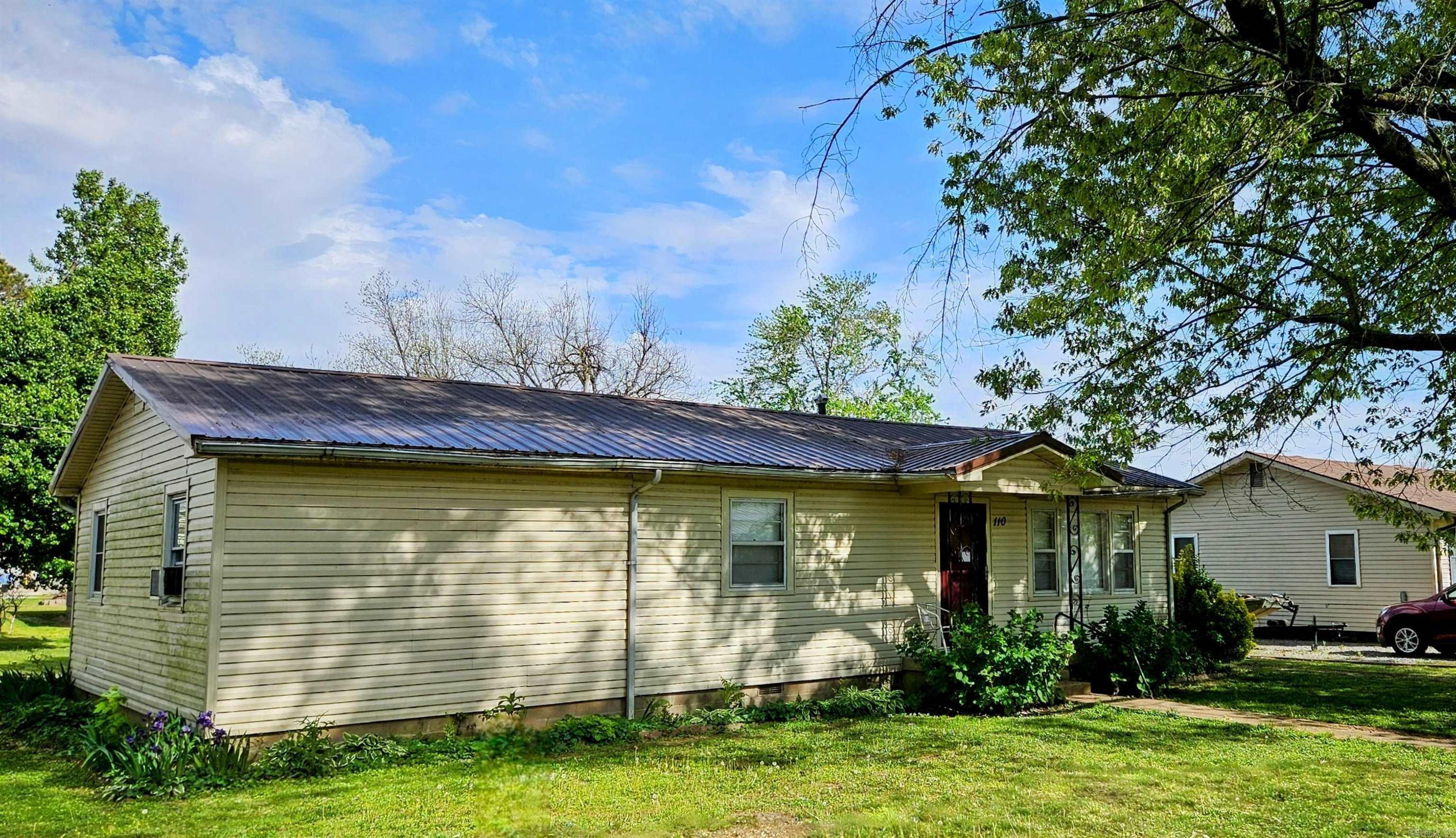110 Edith St  Corning, AR