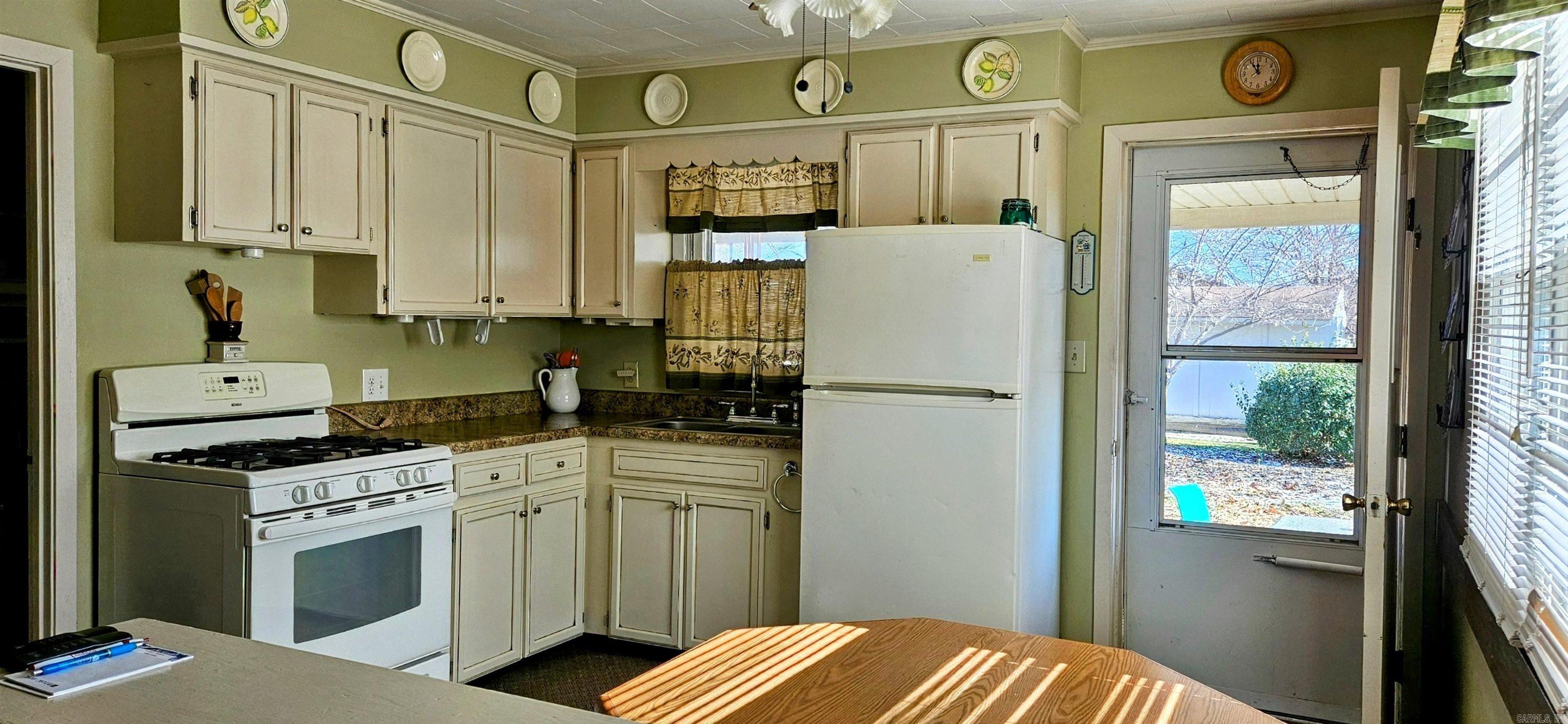 110 Edith St  Corning, AR