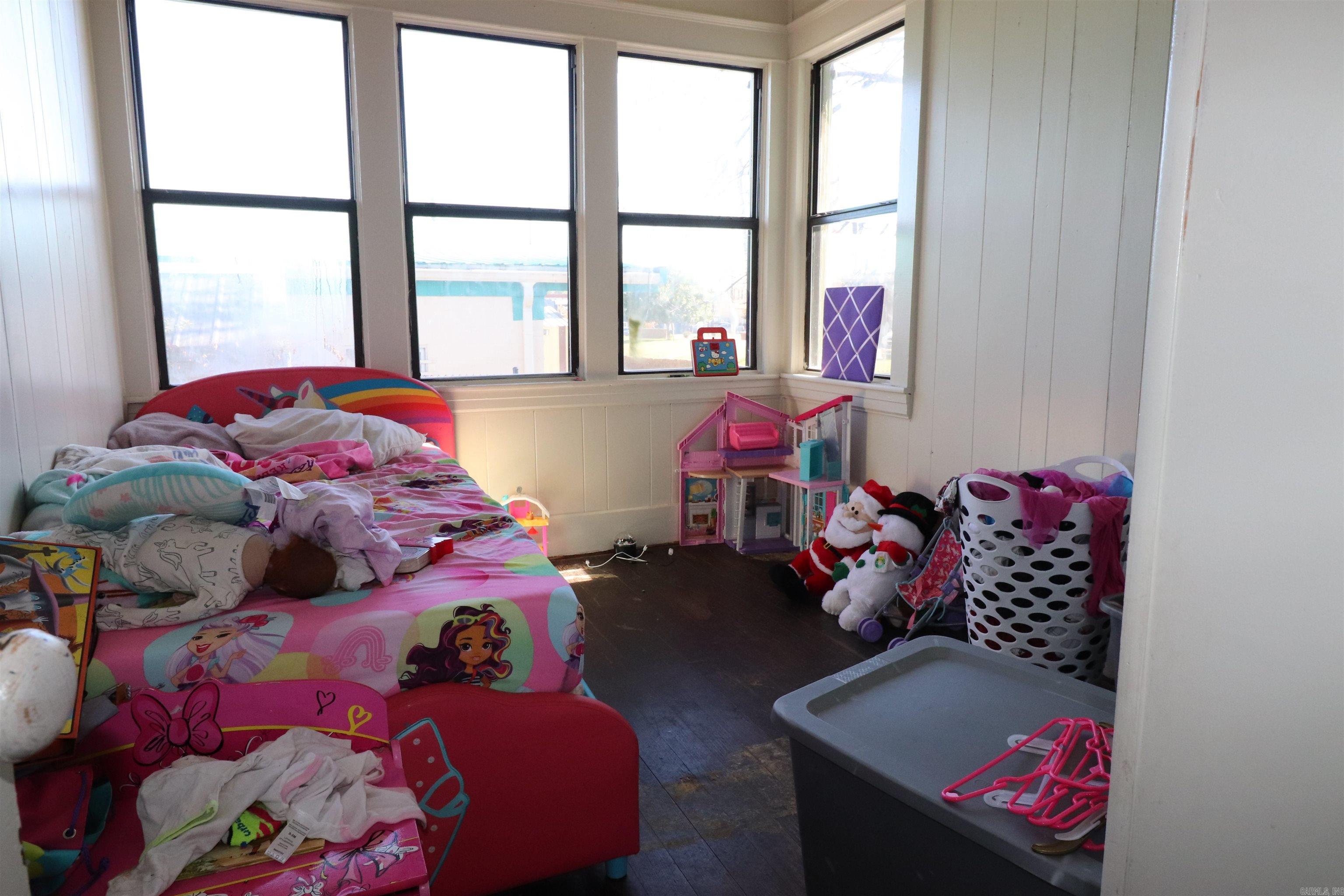 200 N Morrill  Morrilton, AR