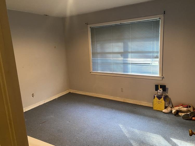 514 W Pennington St  Ola, AR