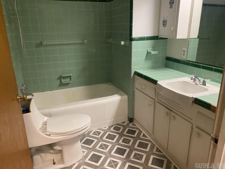 514 W Pennington St  Ola, AR