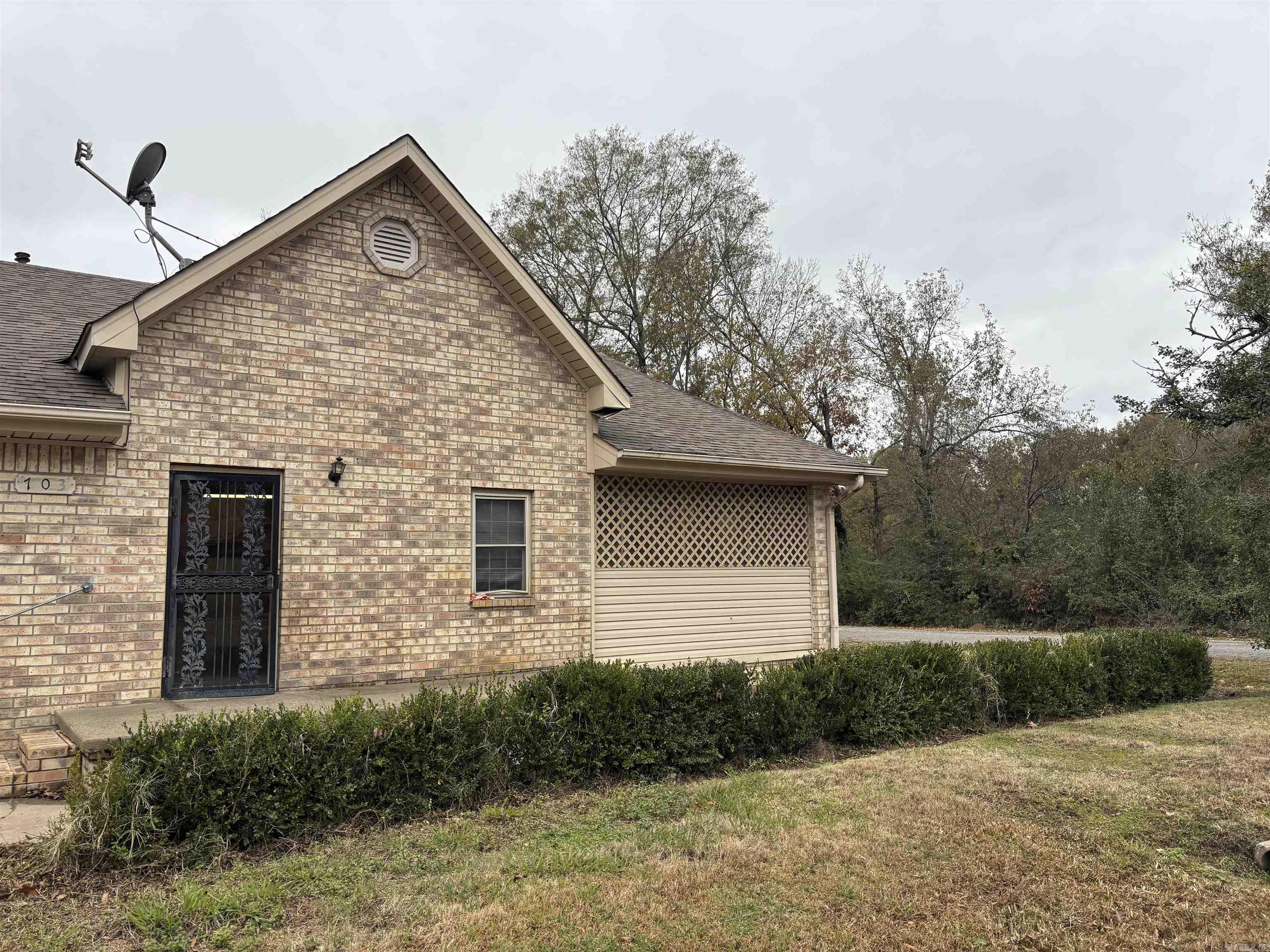 703 W 4Th St  Lonoke, AR