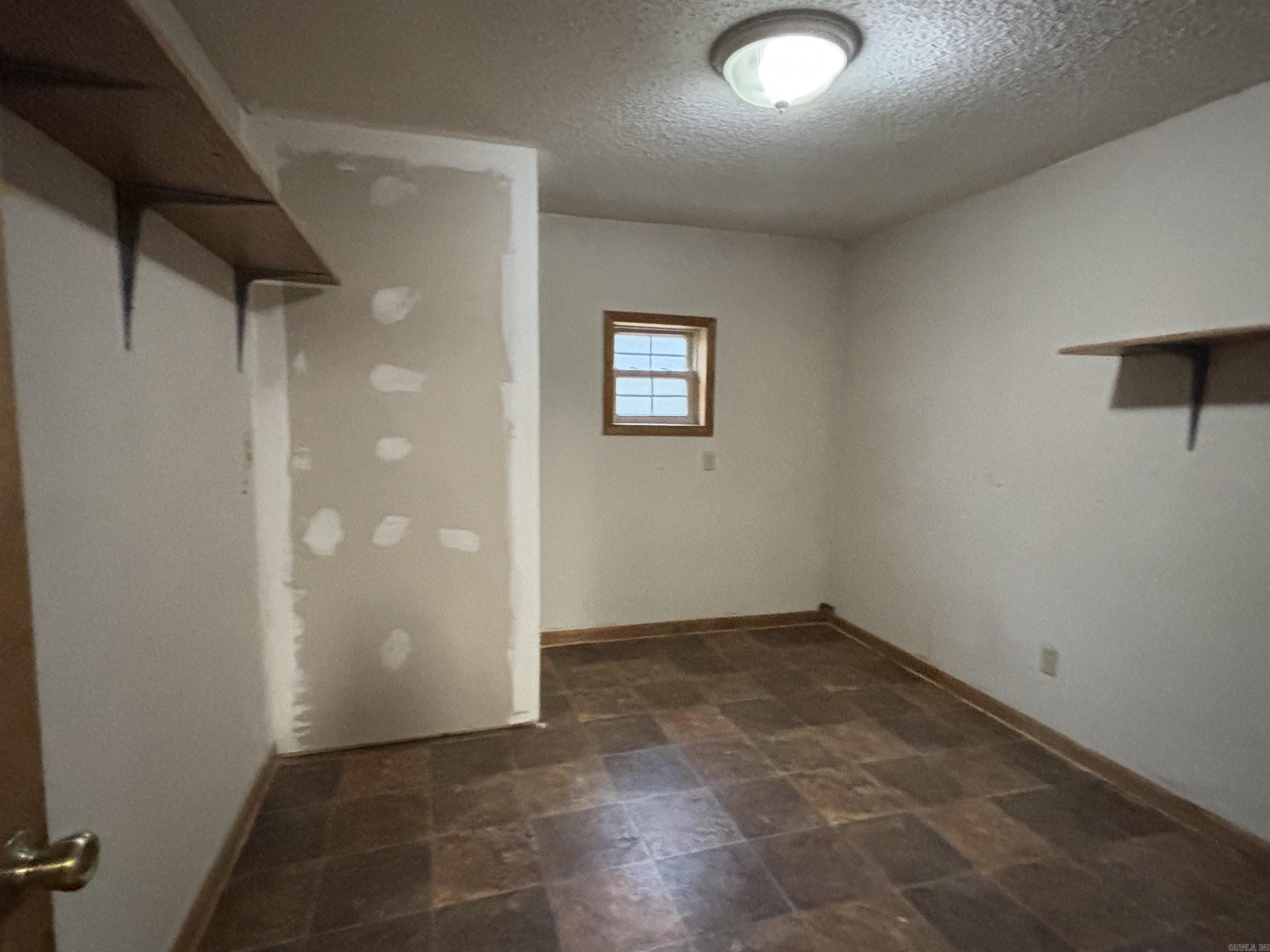 703 W 4Th St  Lonoke, AR