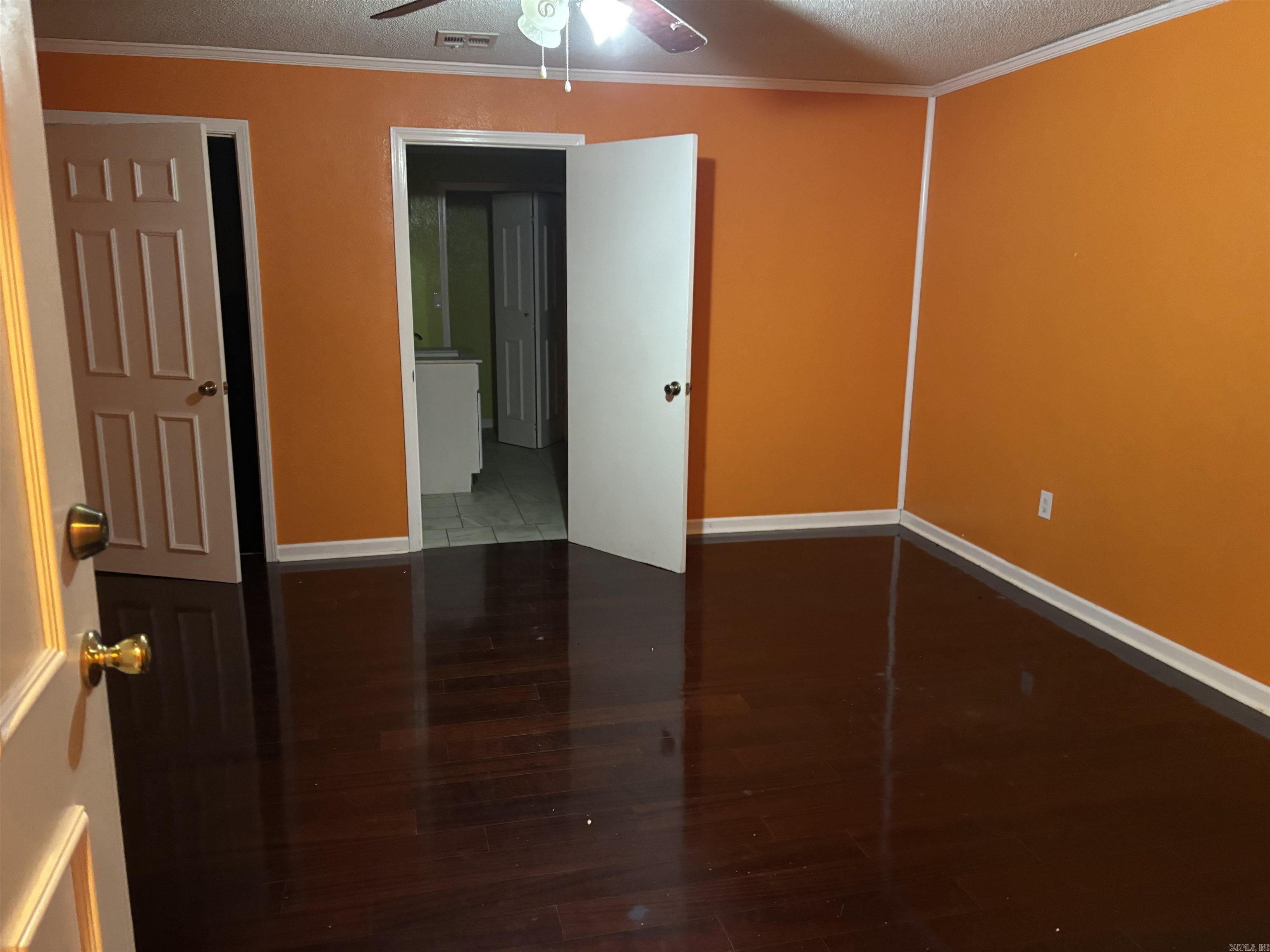 703 W 4Th St  Lonoke, AR