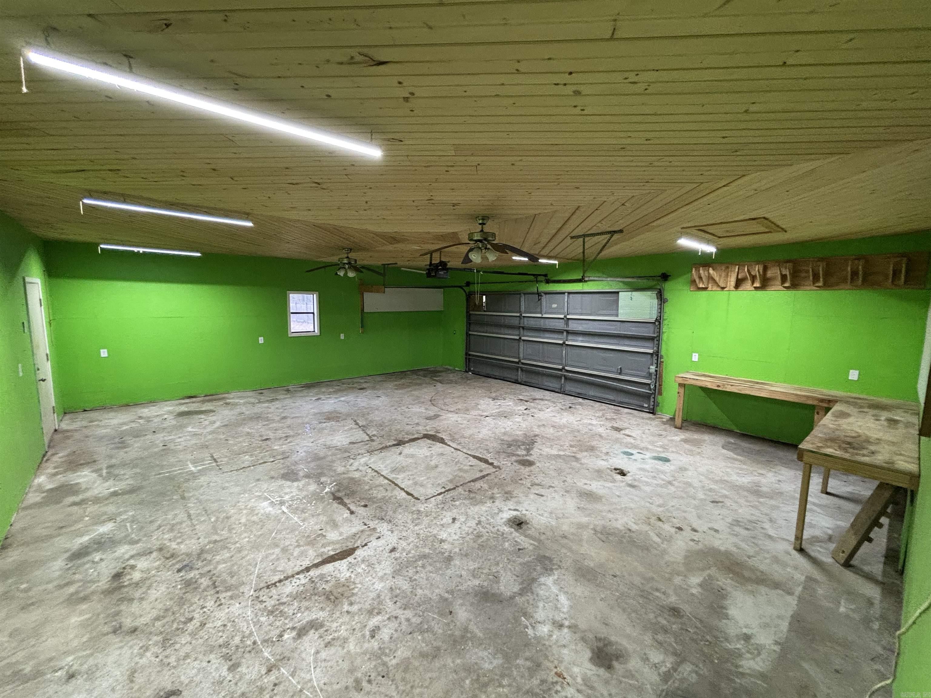 703 W 4Th St  Lonoke, AR