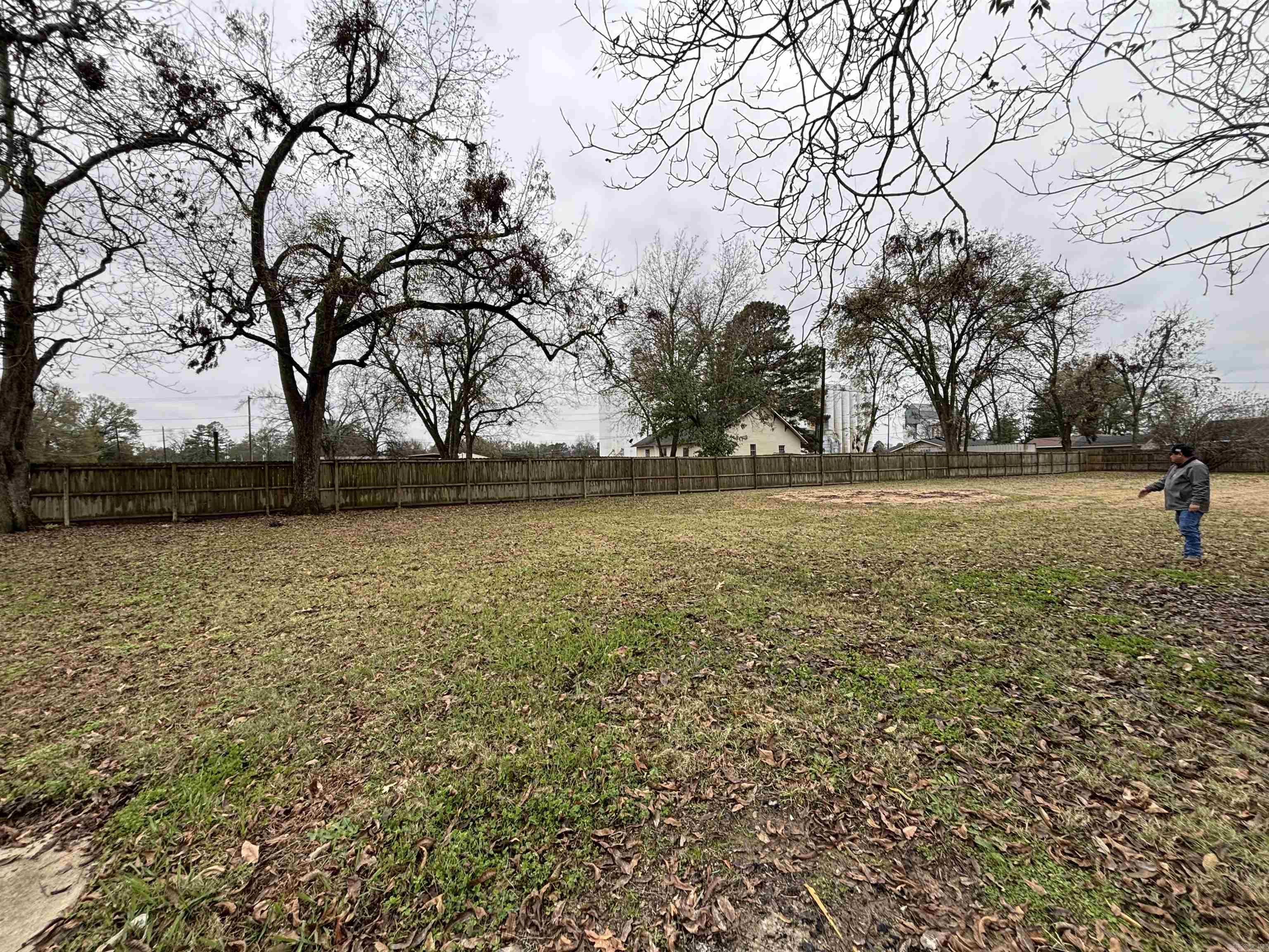 703 W 4Th St  Lonoke, AR