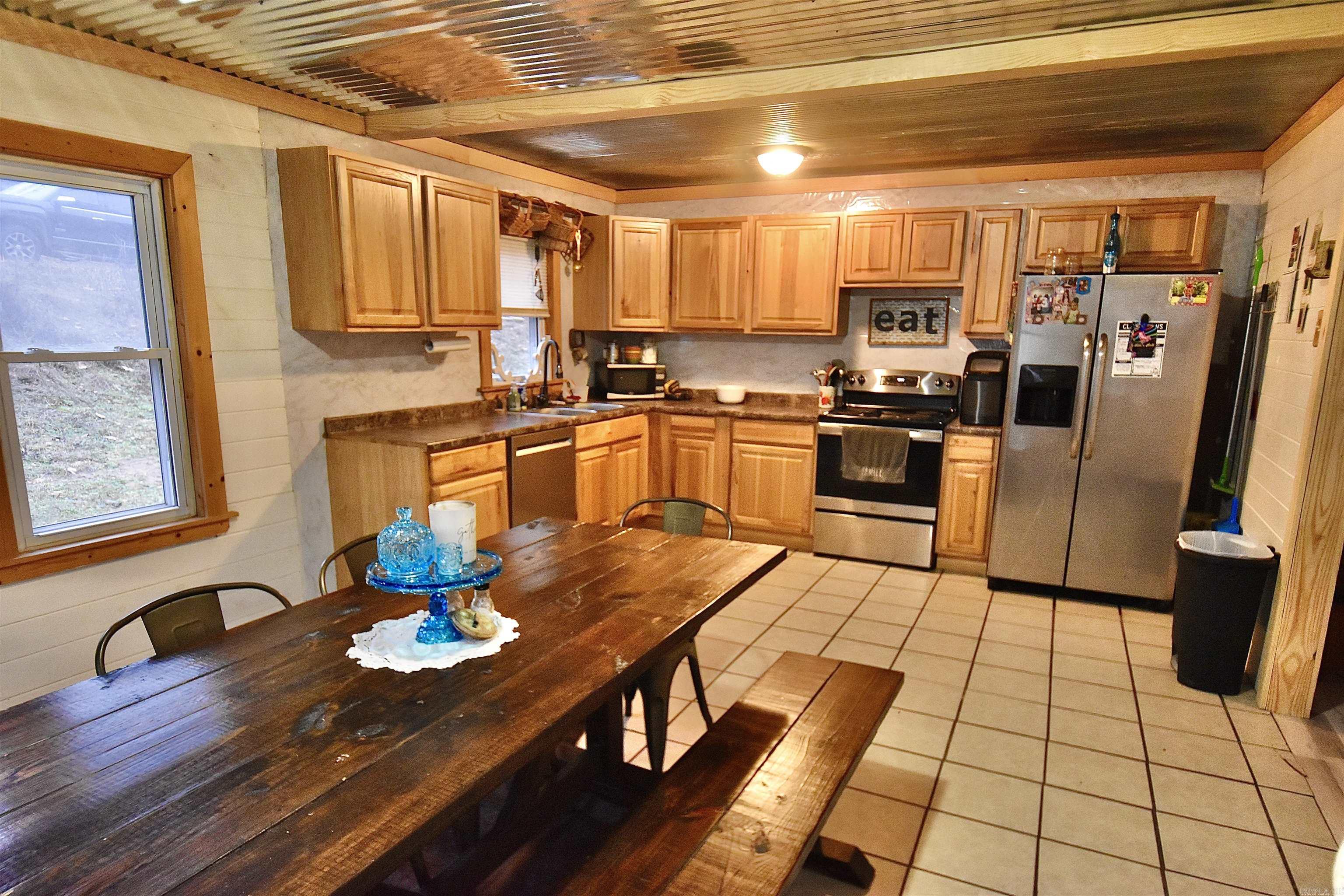 356 Pleasant Hill  Rockport, AR