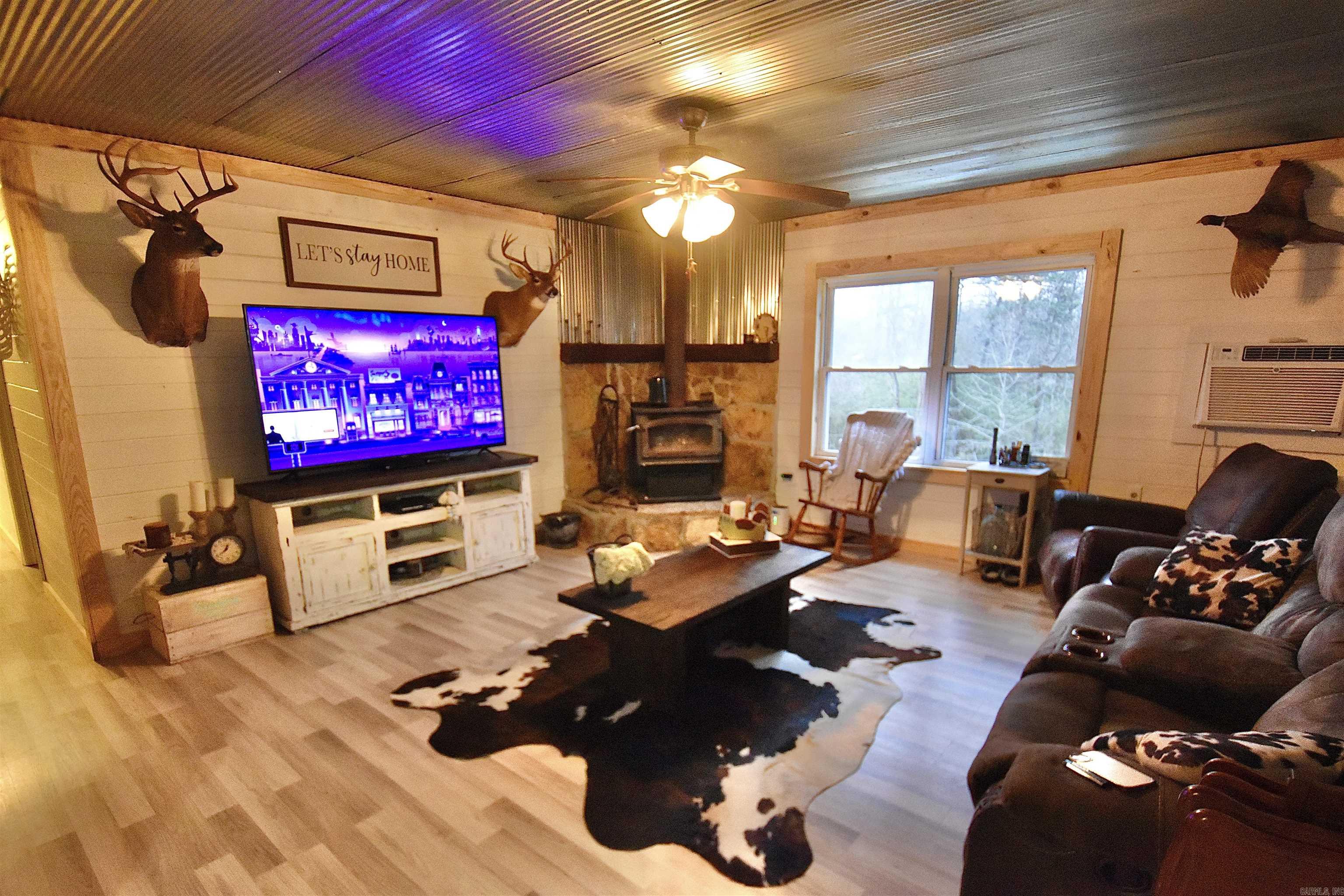 356 Pleasant Hill  Rockport, AR