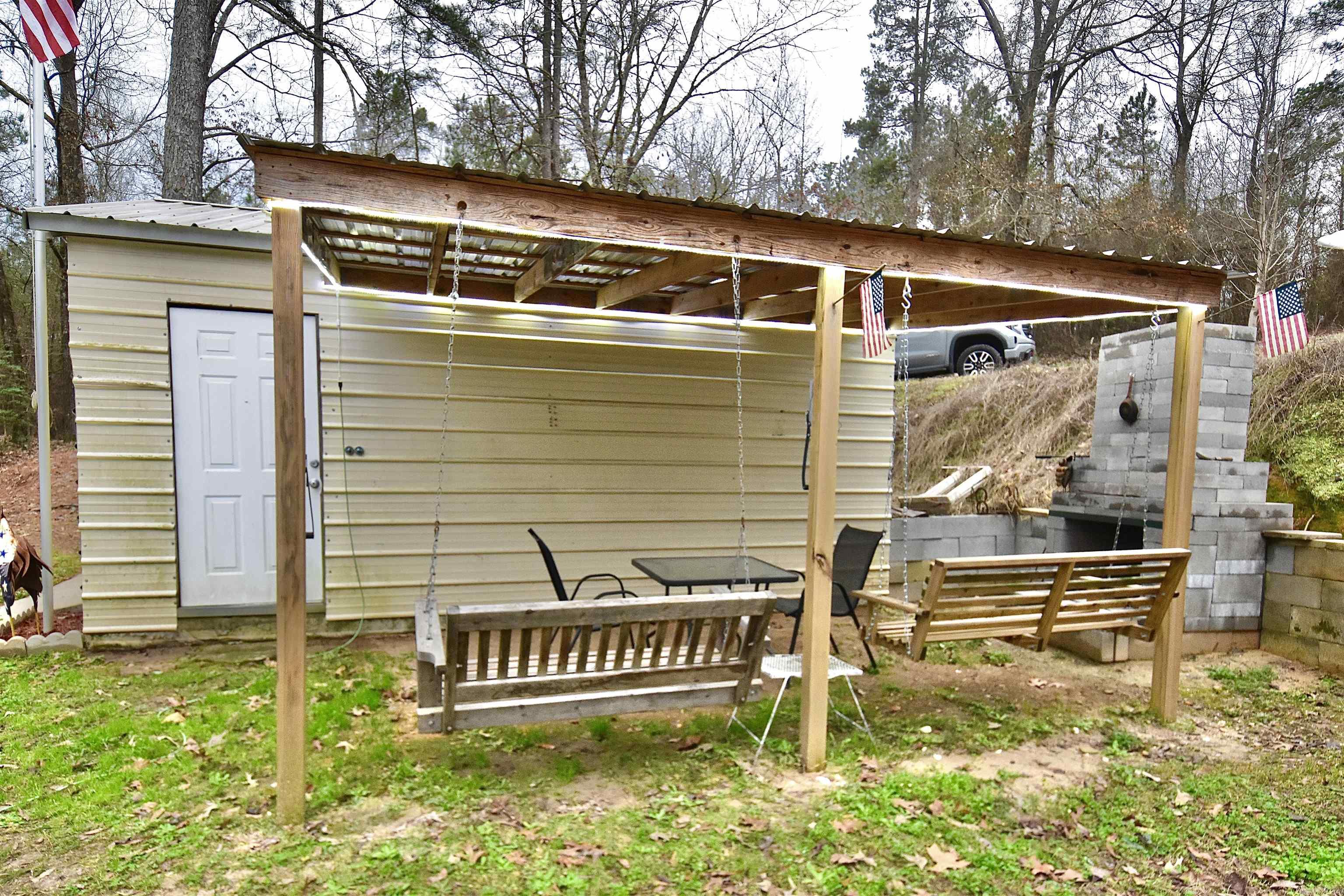 356 Pleasant Hill  Rockport, AR