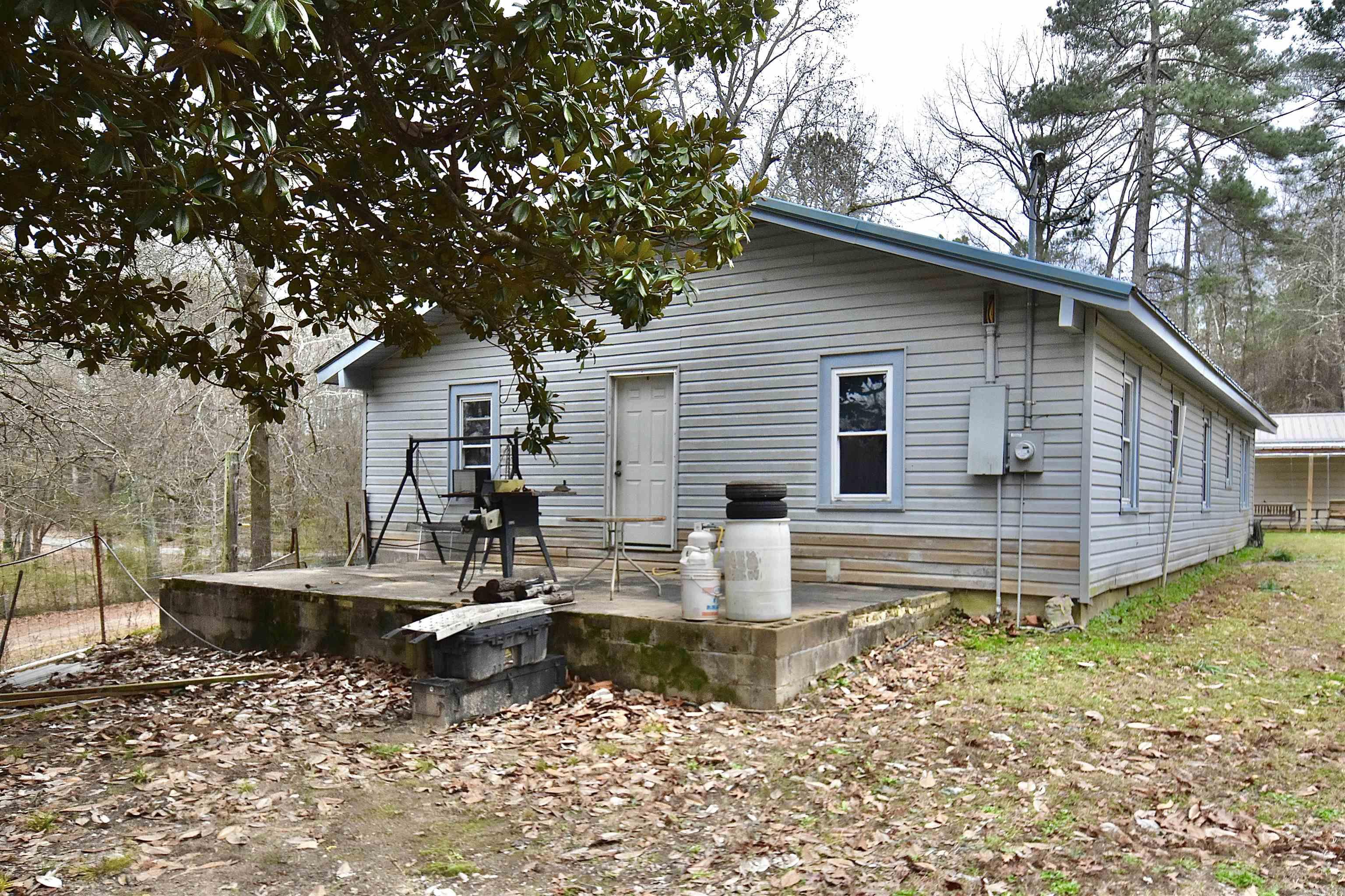 356 Pleasant Hill  Rockport, AR