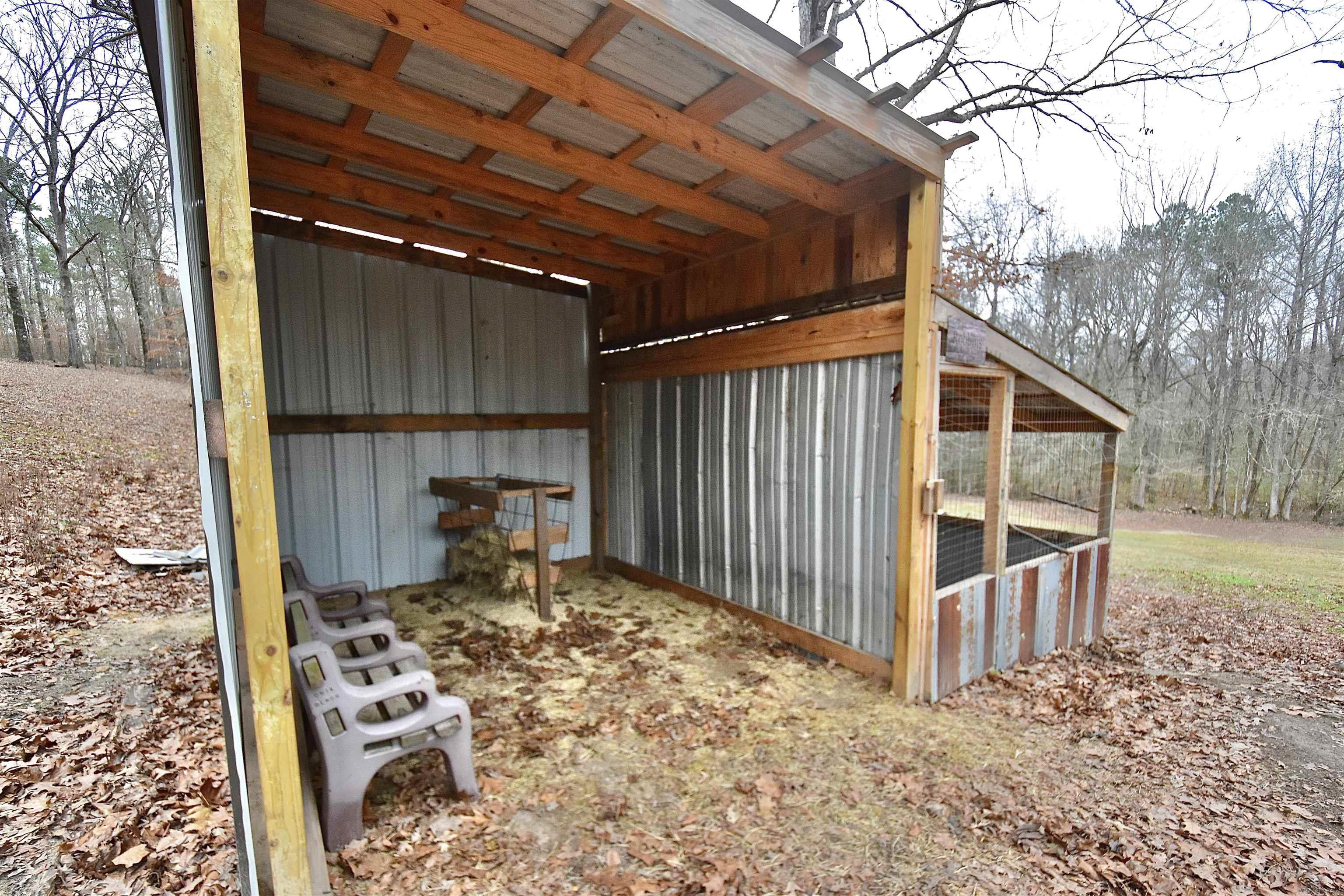 356 Pleasant Hill  Rockport, AR