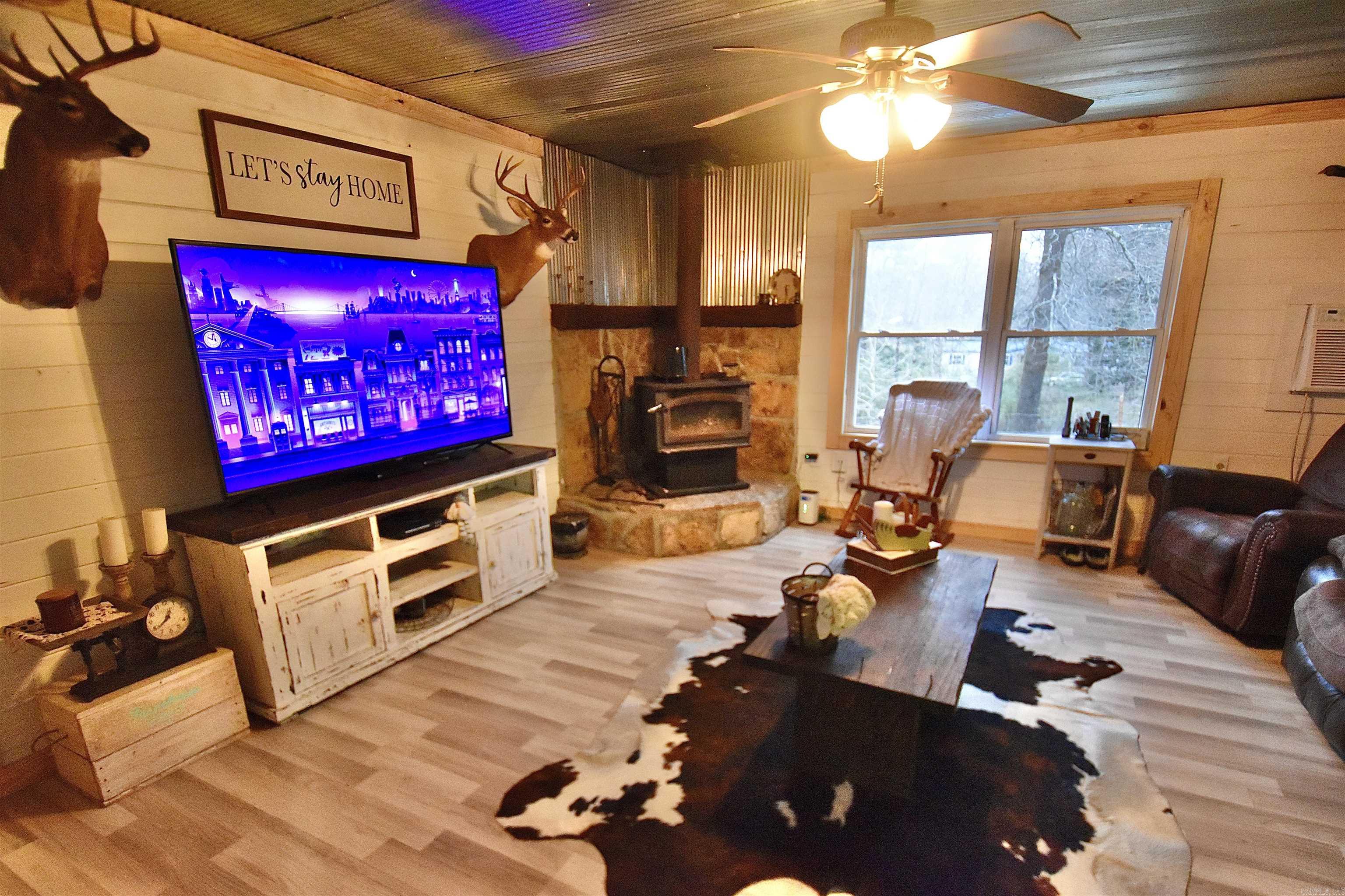 356 Pleasant Hill  Rockport, AR