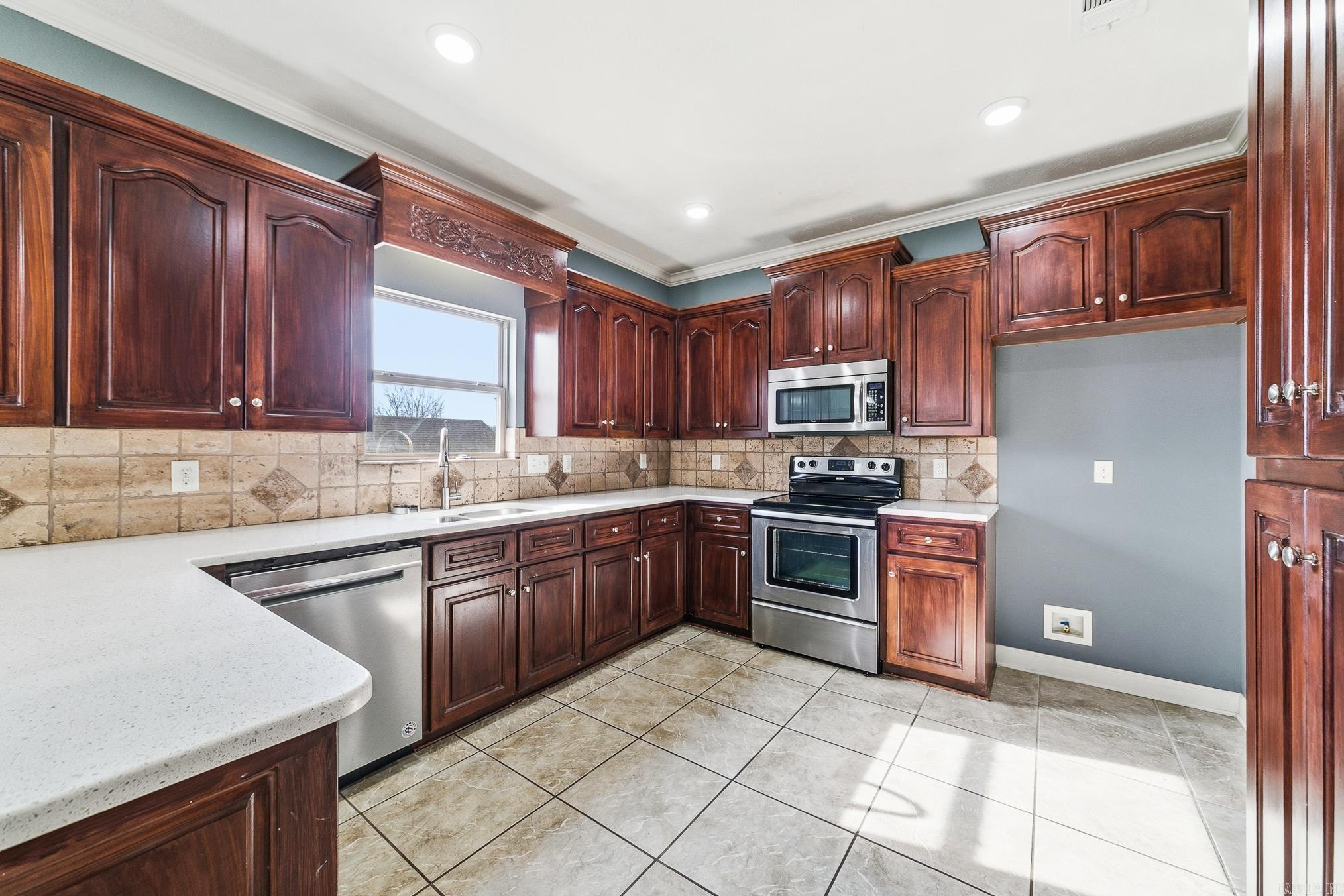 15 Sarah Beth  Cabot, AR