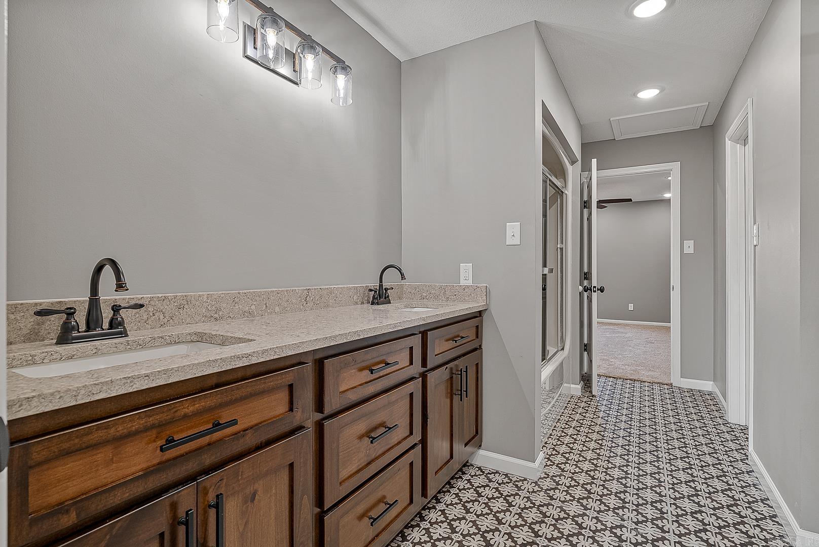 1901 S 54th  Paragould, AR