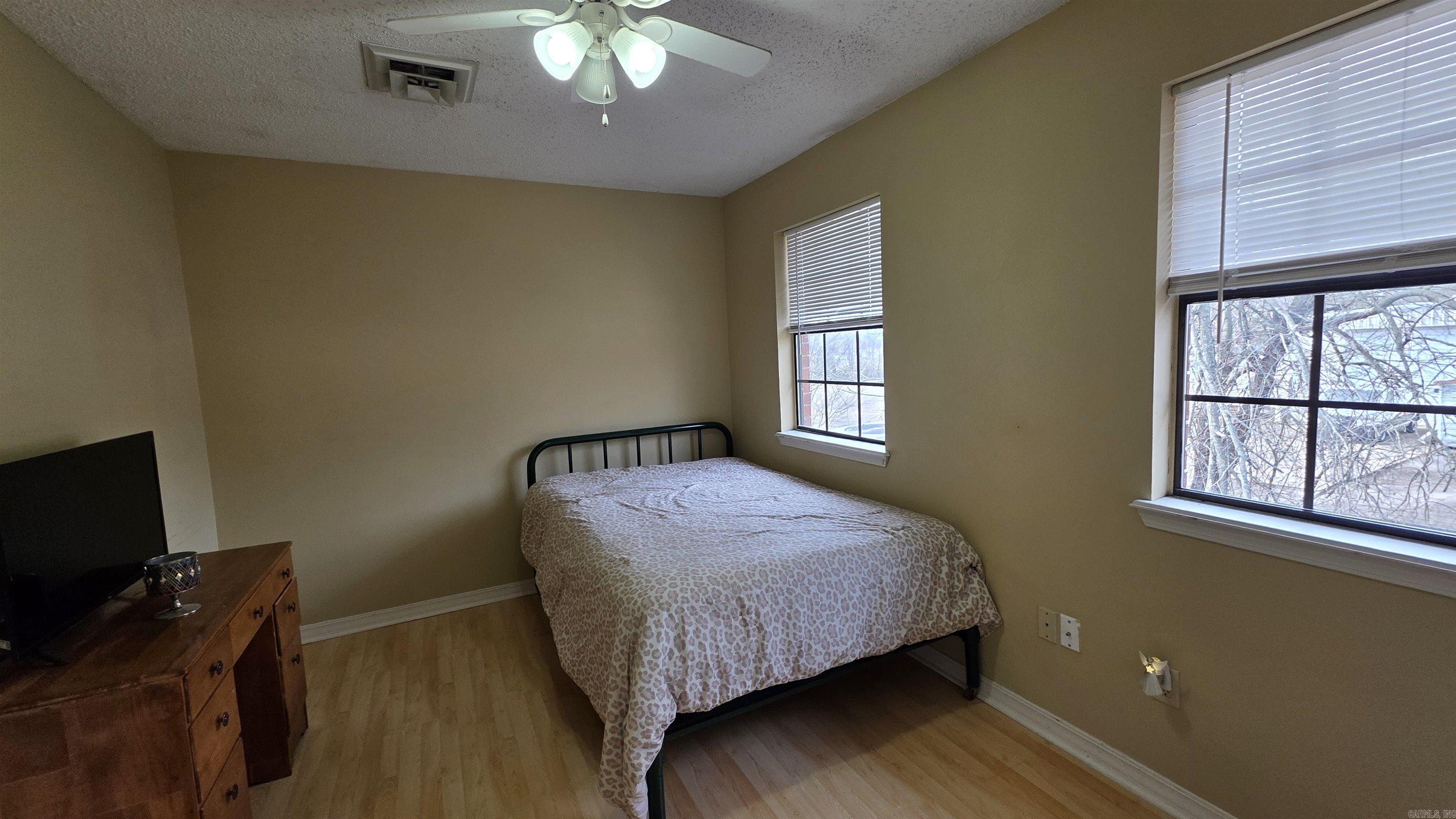 1419 N Nashville  Russellville, AR