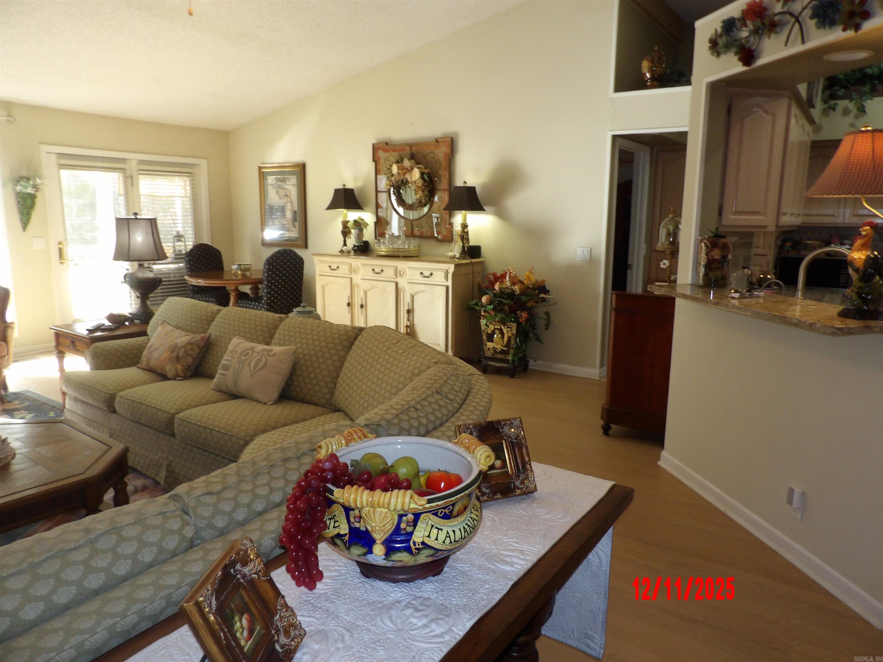 3 RESPLANDOR CT.  Hot Springs Village, AR