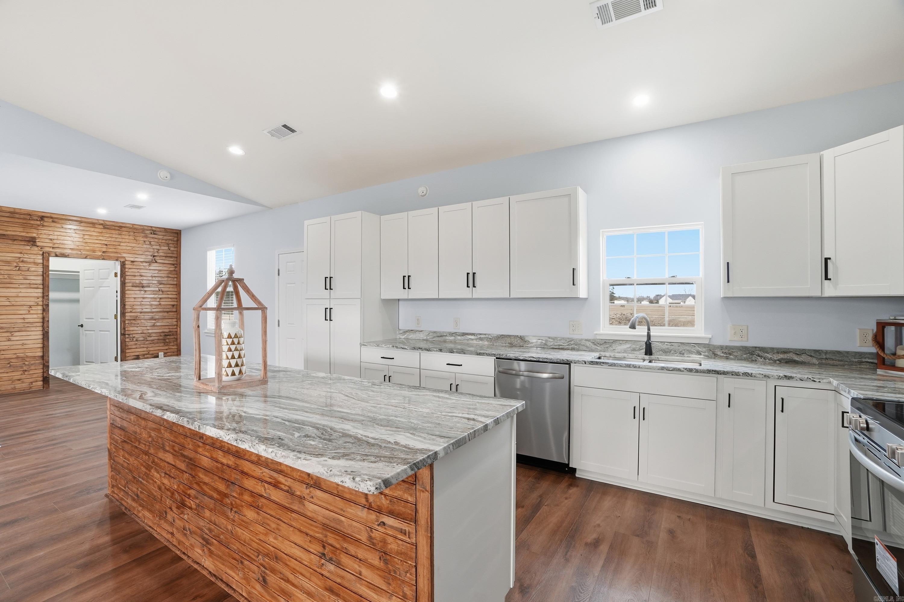 140 Waterfall Road W  Heber Springs, AR