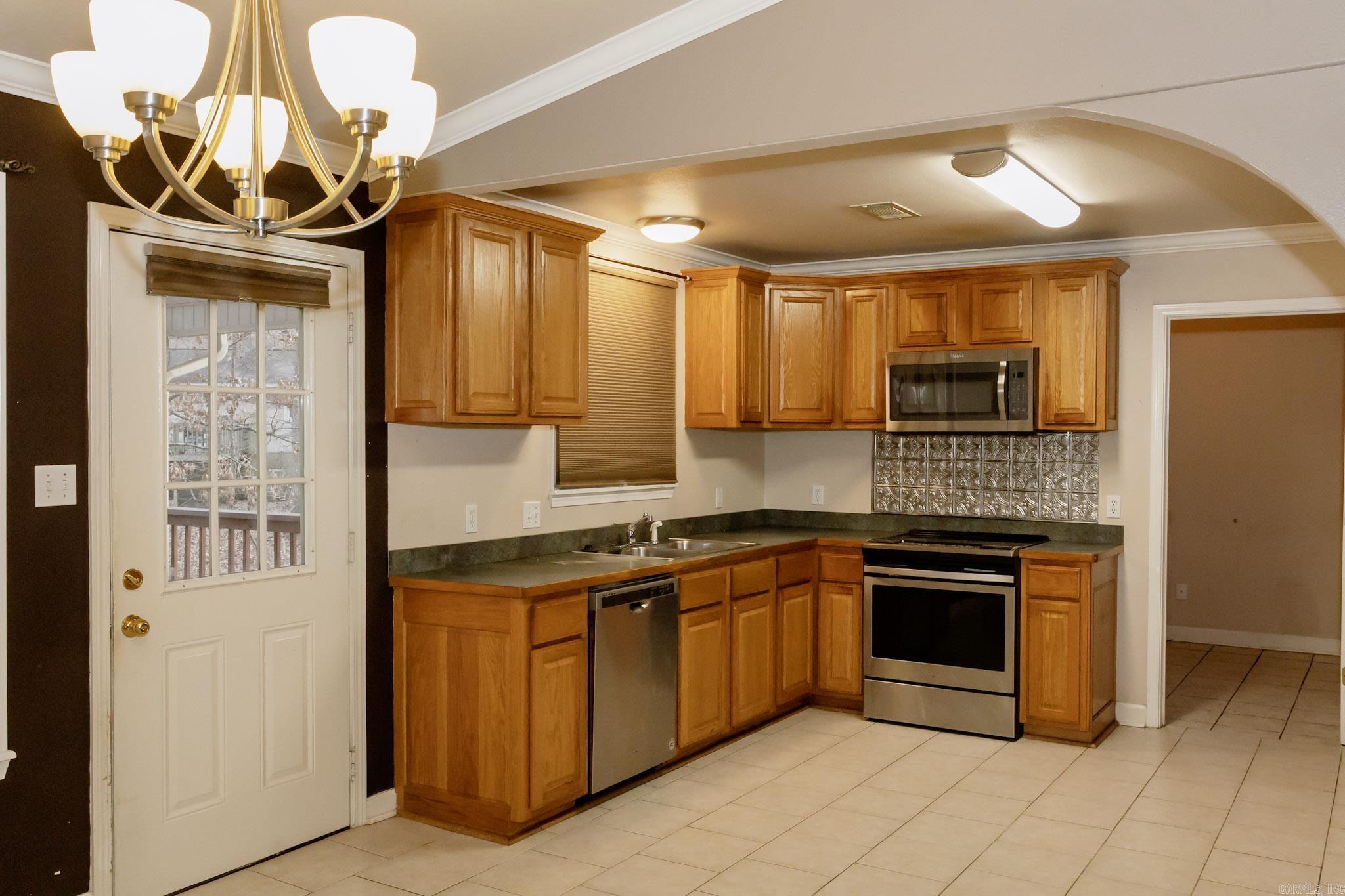 108 Yellowpine  Hot Springs, AR