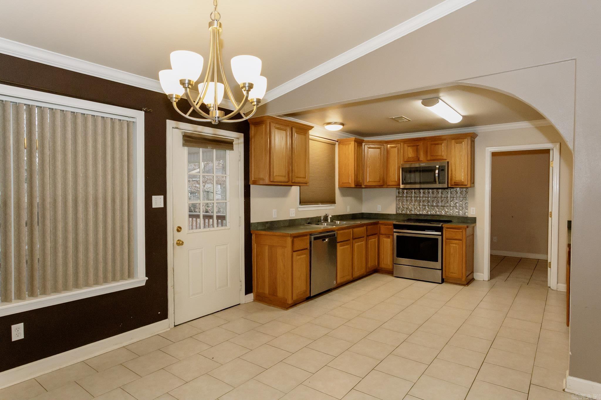 108 Yellowpine  Hot Springs, AR