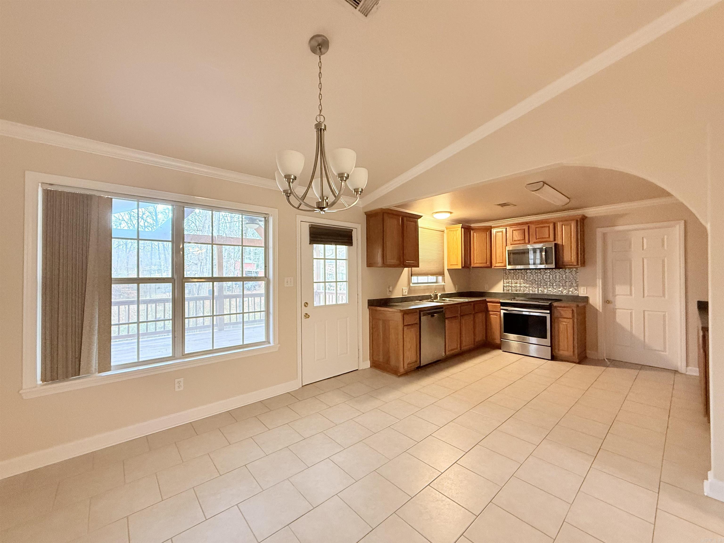 108 Yellowpine  Hot Springs, AR