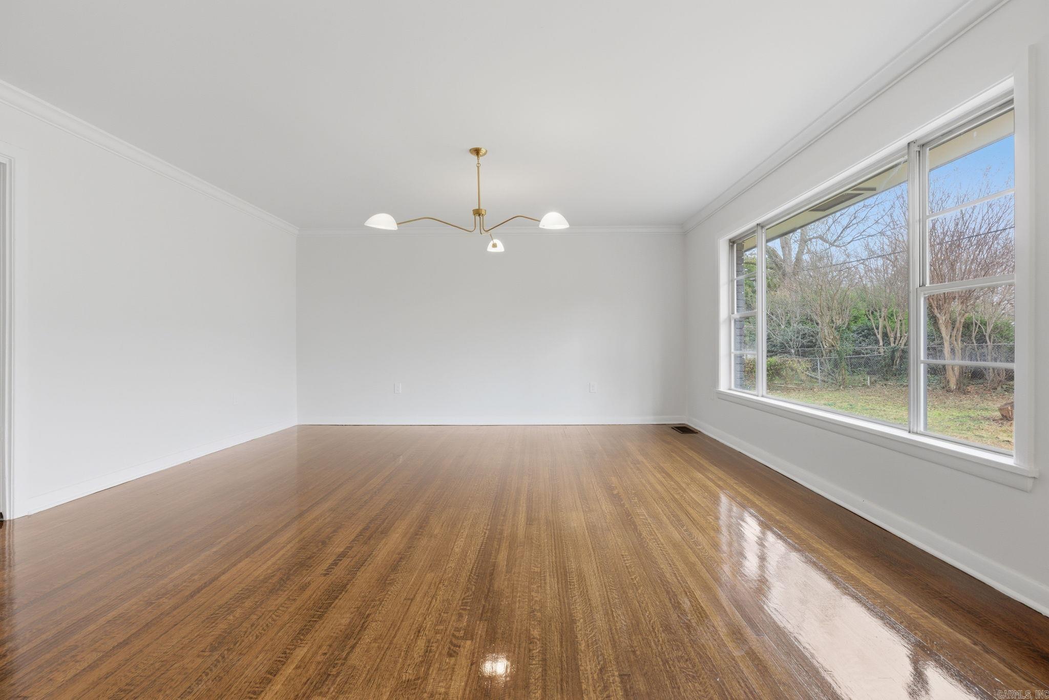 11 Mockingbird  Little Rock, AR