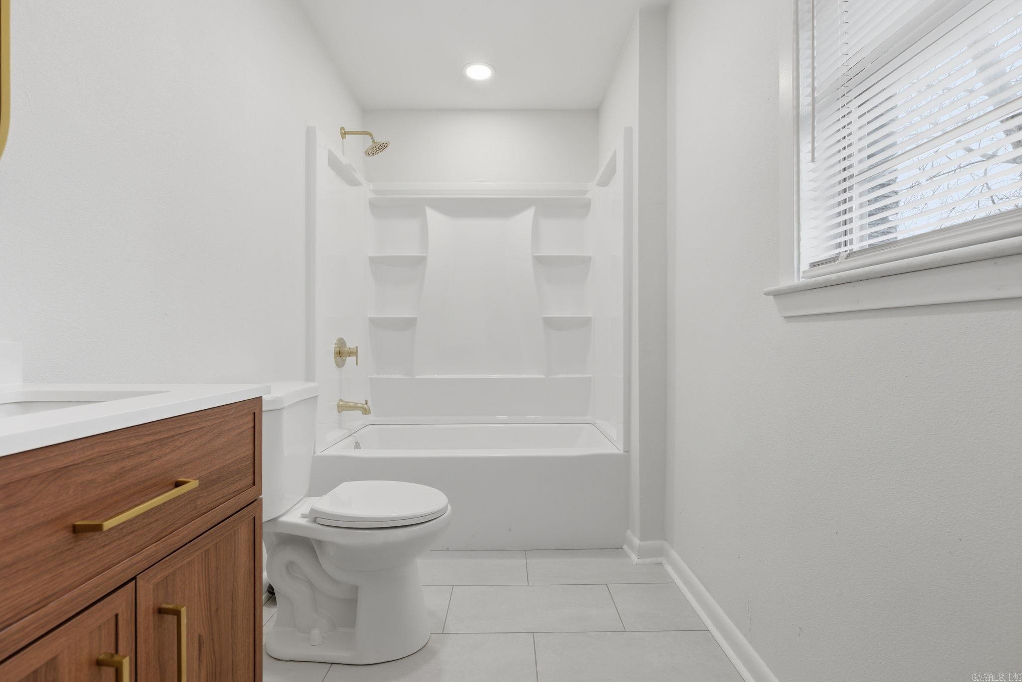 11 Mockingbird  Little Rock, AR