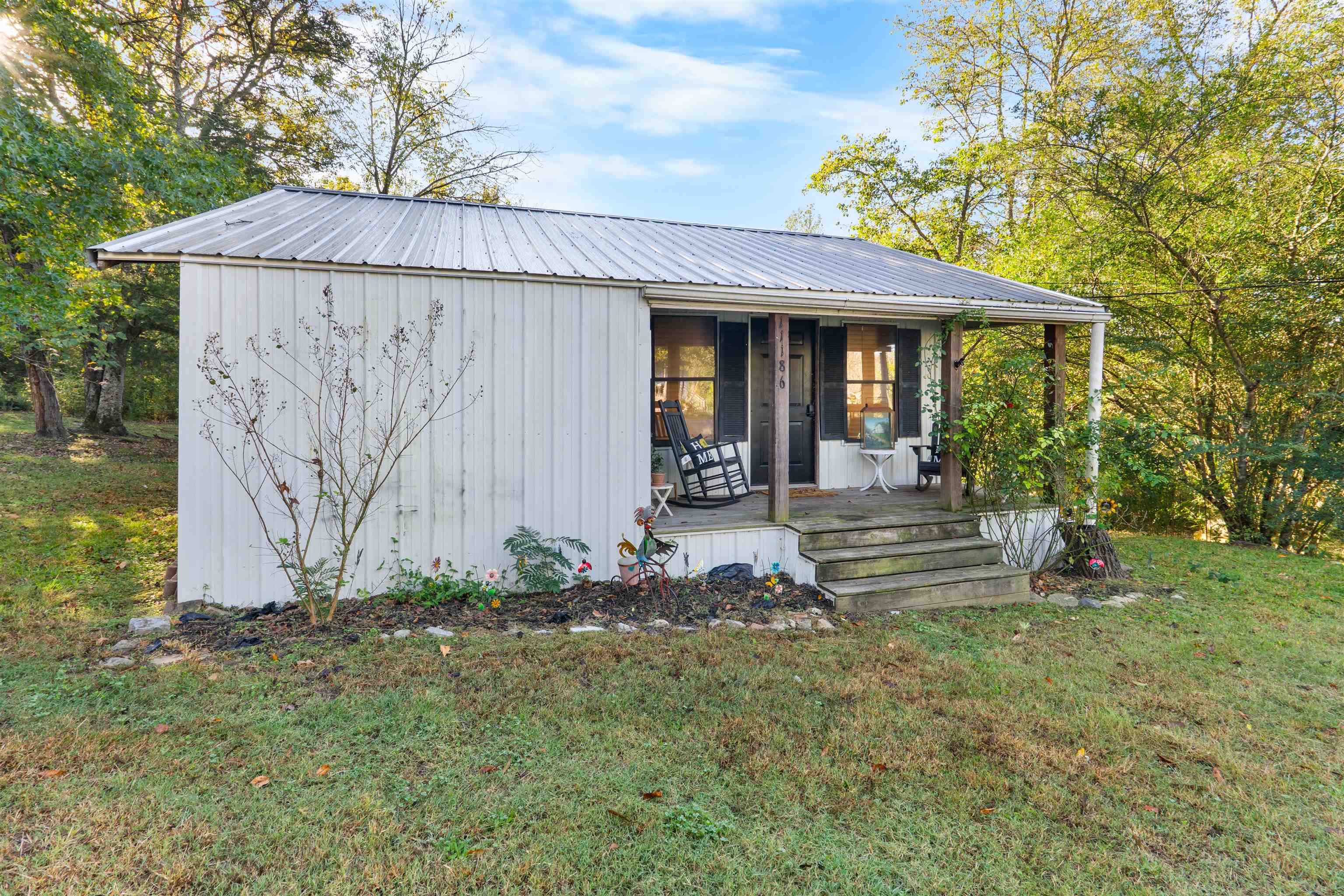 11186 W AR 58 HWY Guion, AR 72540