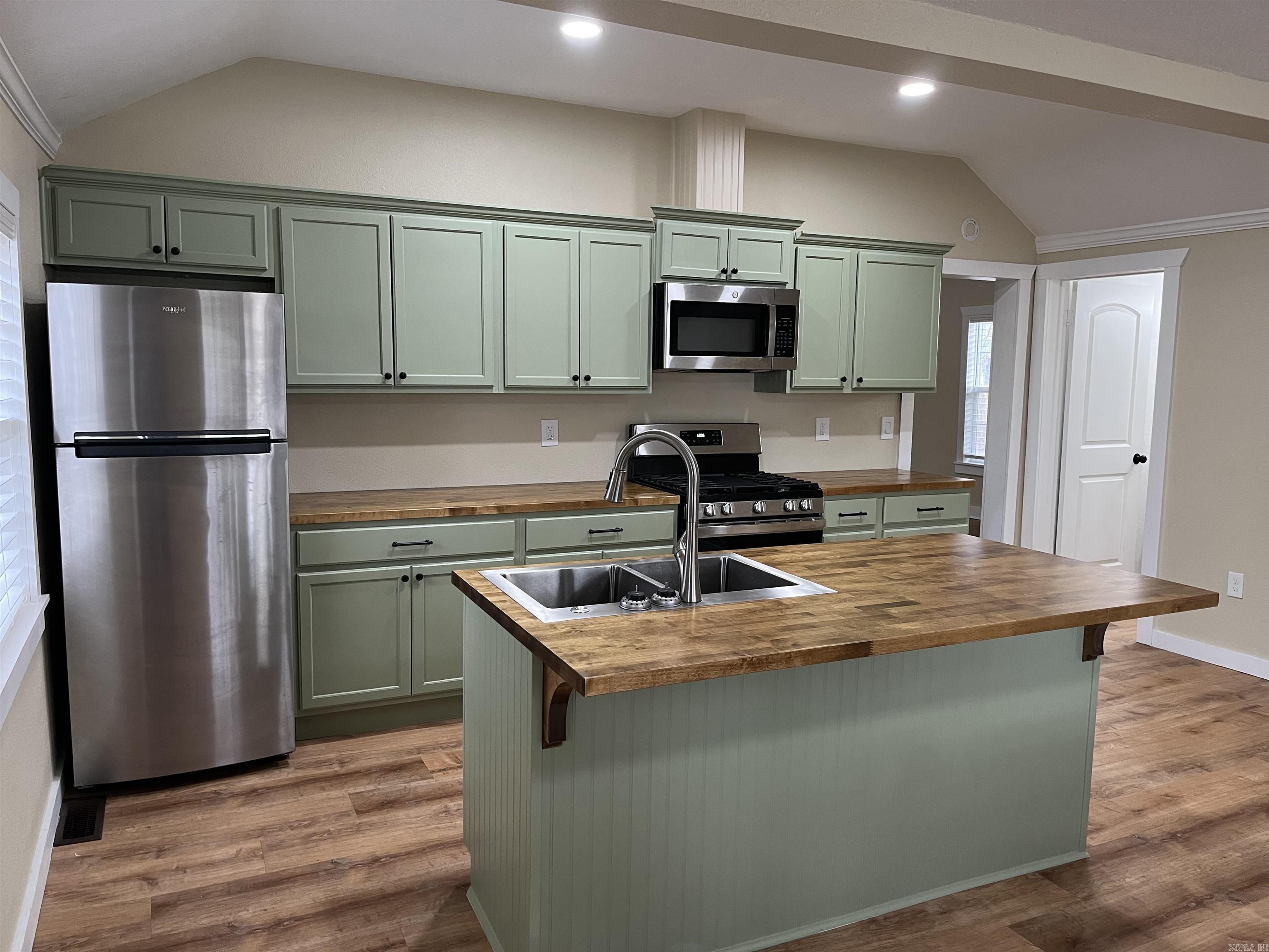 840 Broad  Batesville, AR