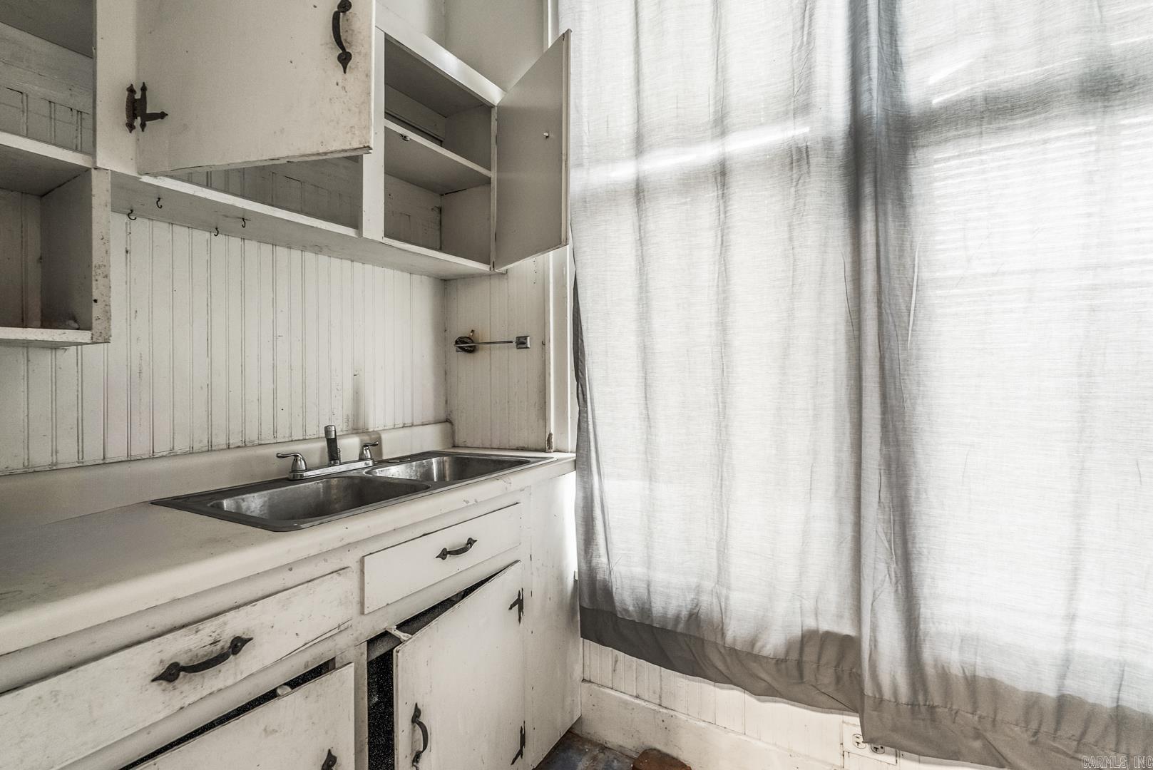 523 W 15th  Little Rock, AR