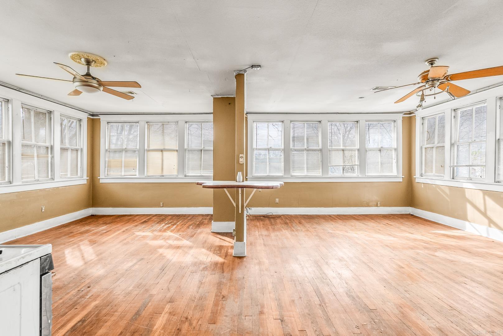 523 W 15th  Little Rock, AR