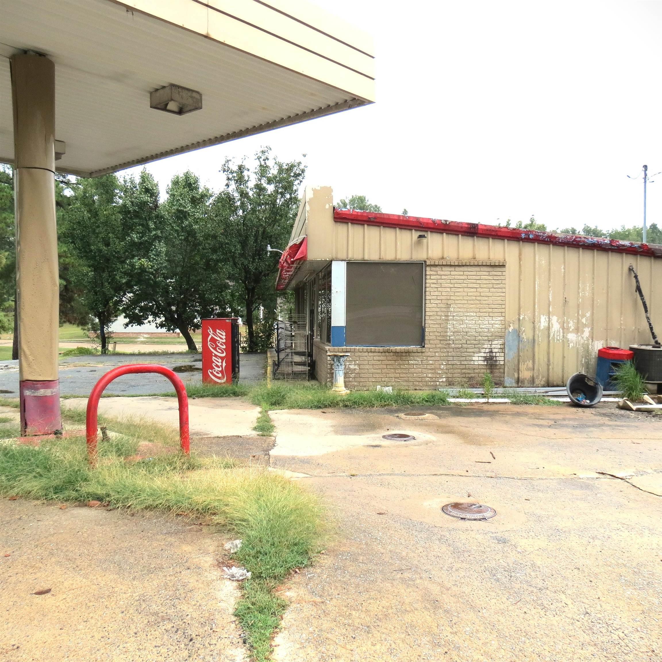 300 W Magnolia  Rison, AR